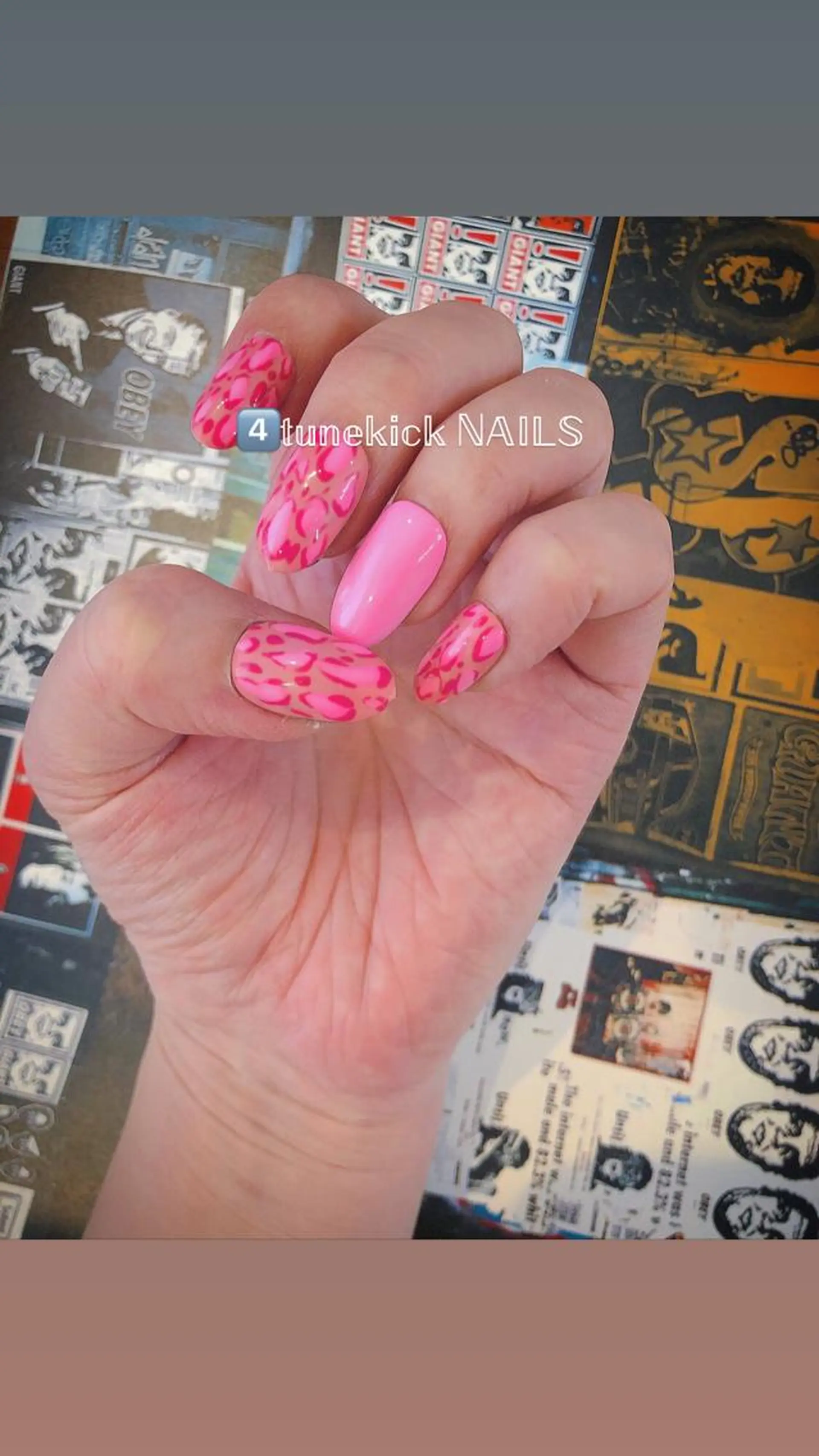 ネイル アニマル柄 ピンク 4tunekick NAILS(フォーチュンキックネイルズ)所属・星野 淳子のネイルデザイン