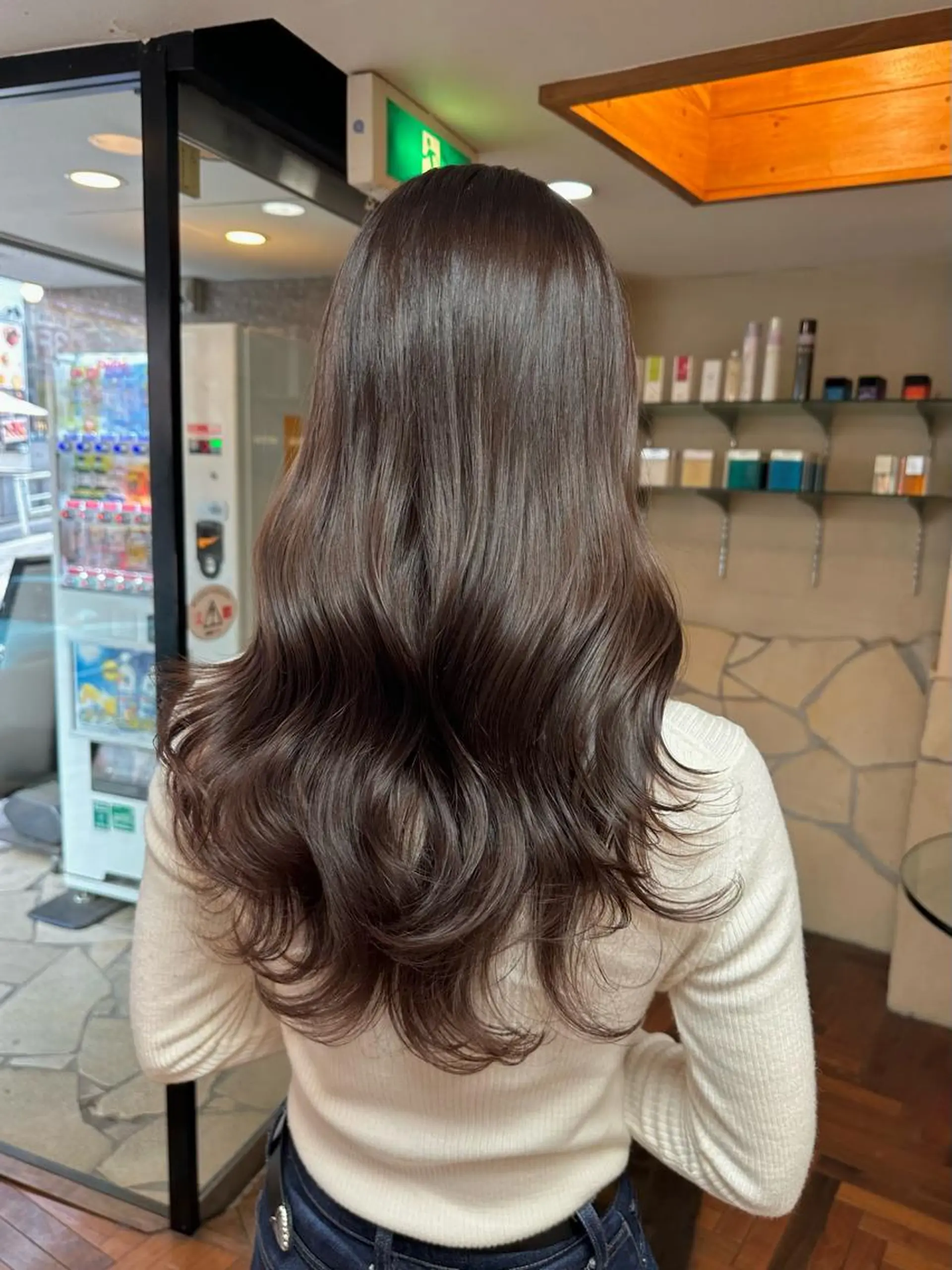 セミロング カラー ベージュカラー ブリーチ 矢野 晃平のヘアスタイル