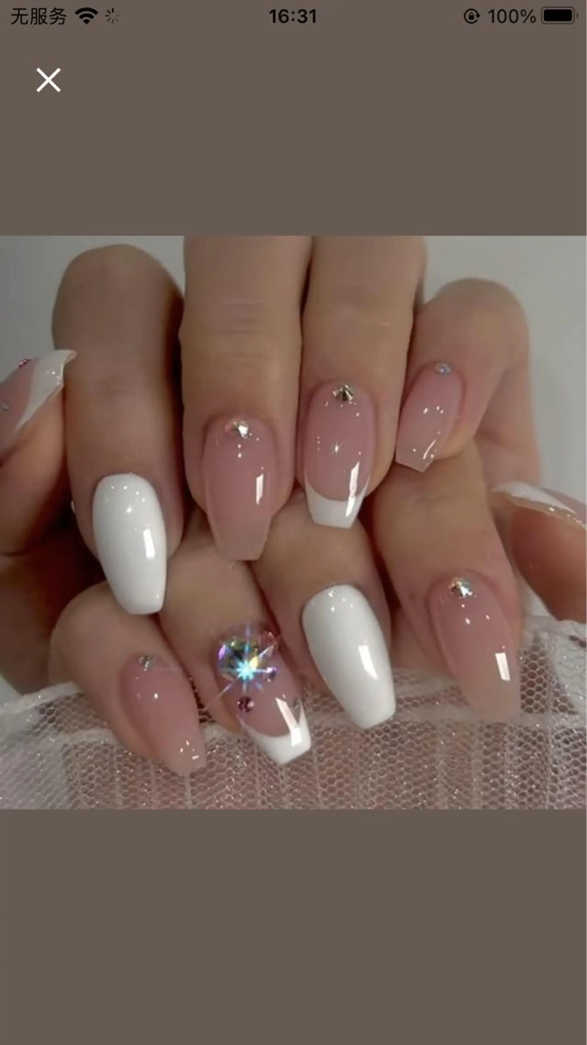 ネイル ハンドネイル MoonNail ユリ🌸のネイルデザイン