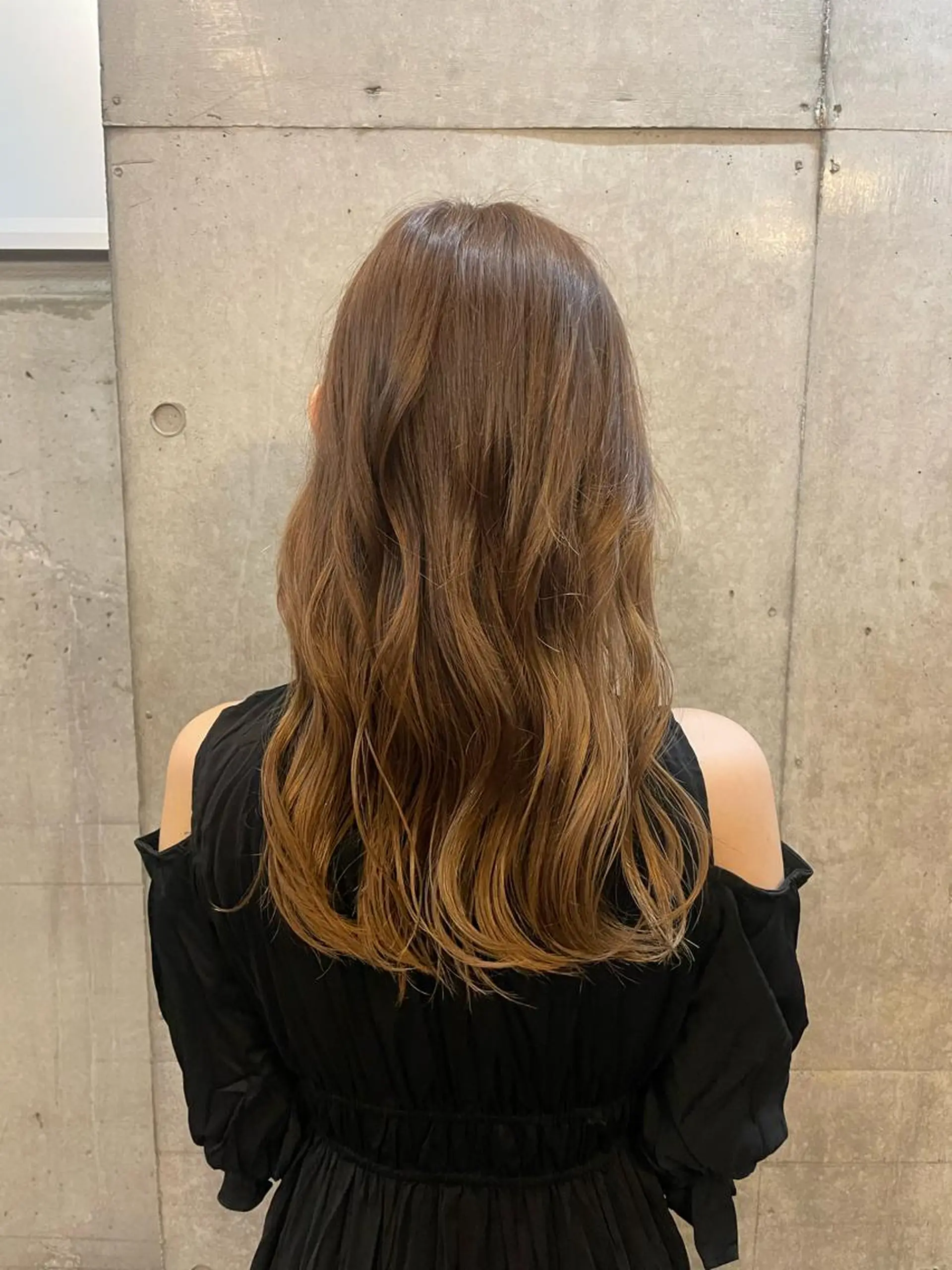 ロング カラー トリートメント 佐藤 百葉のヘアスタイル