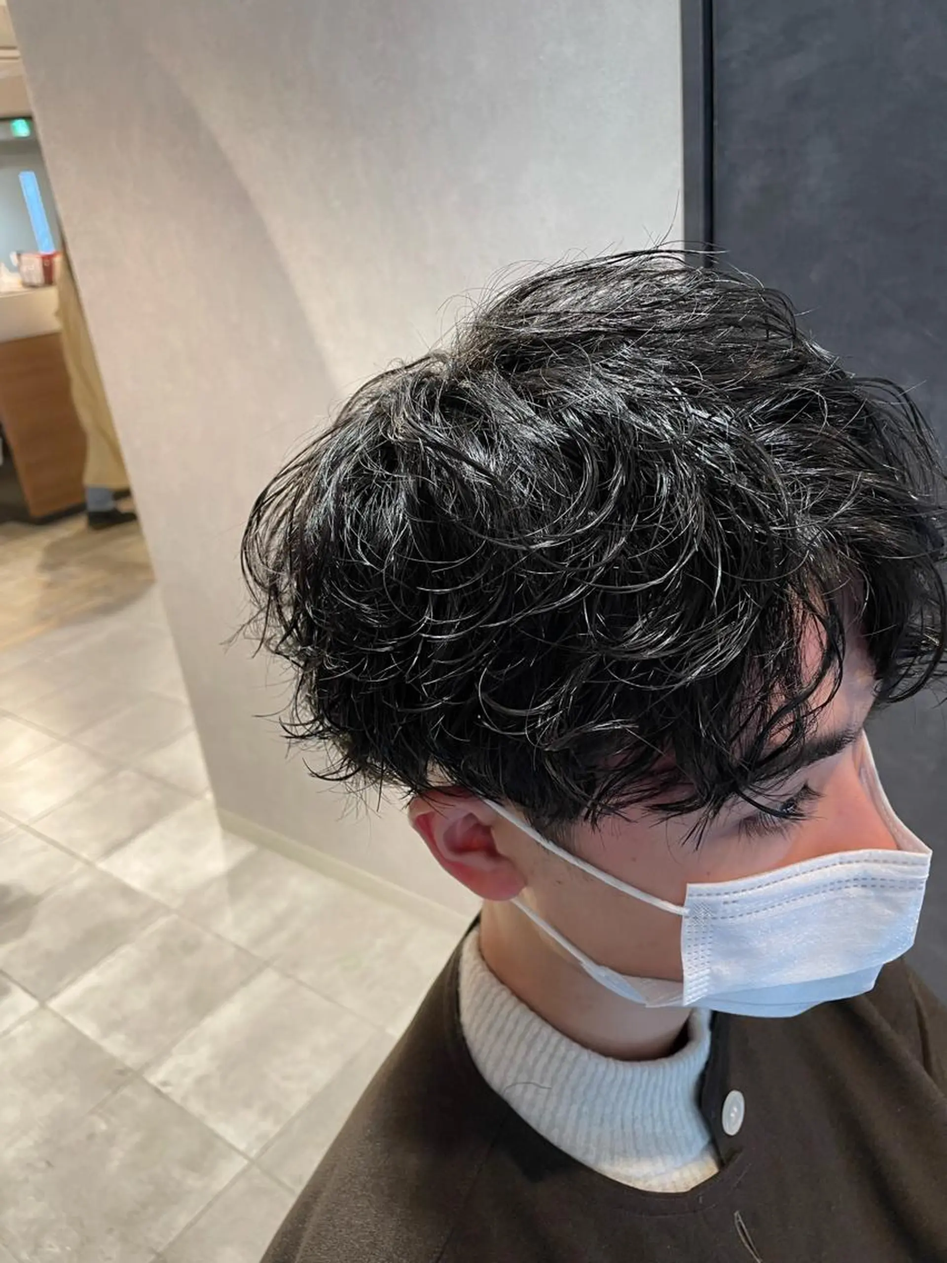 ショート パーマ メンズ 宮下 弦也のヘアスタイル