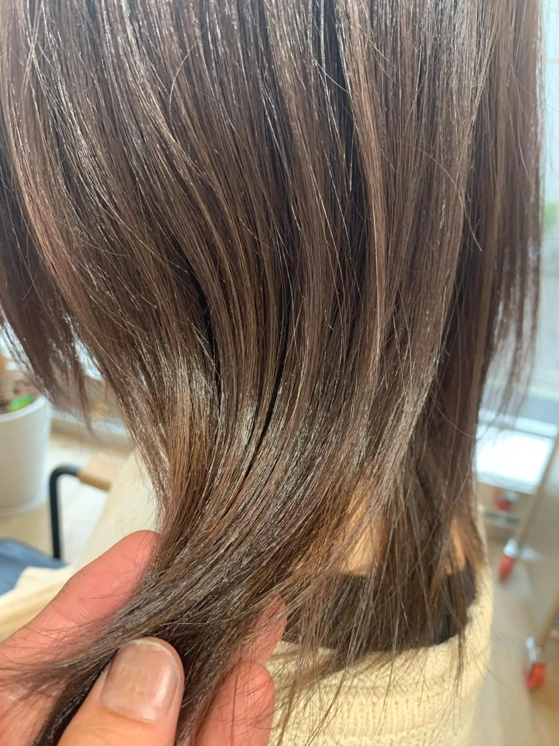 カラー 四ッ井 翔のヘアスタイル