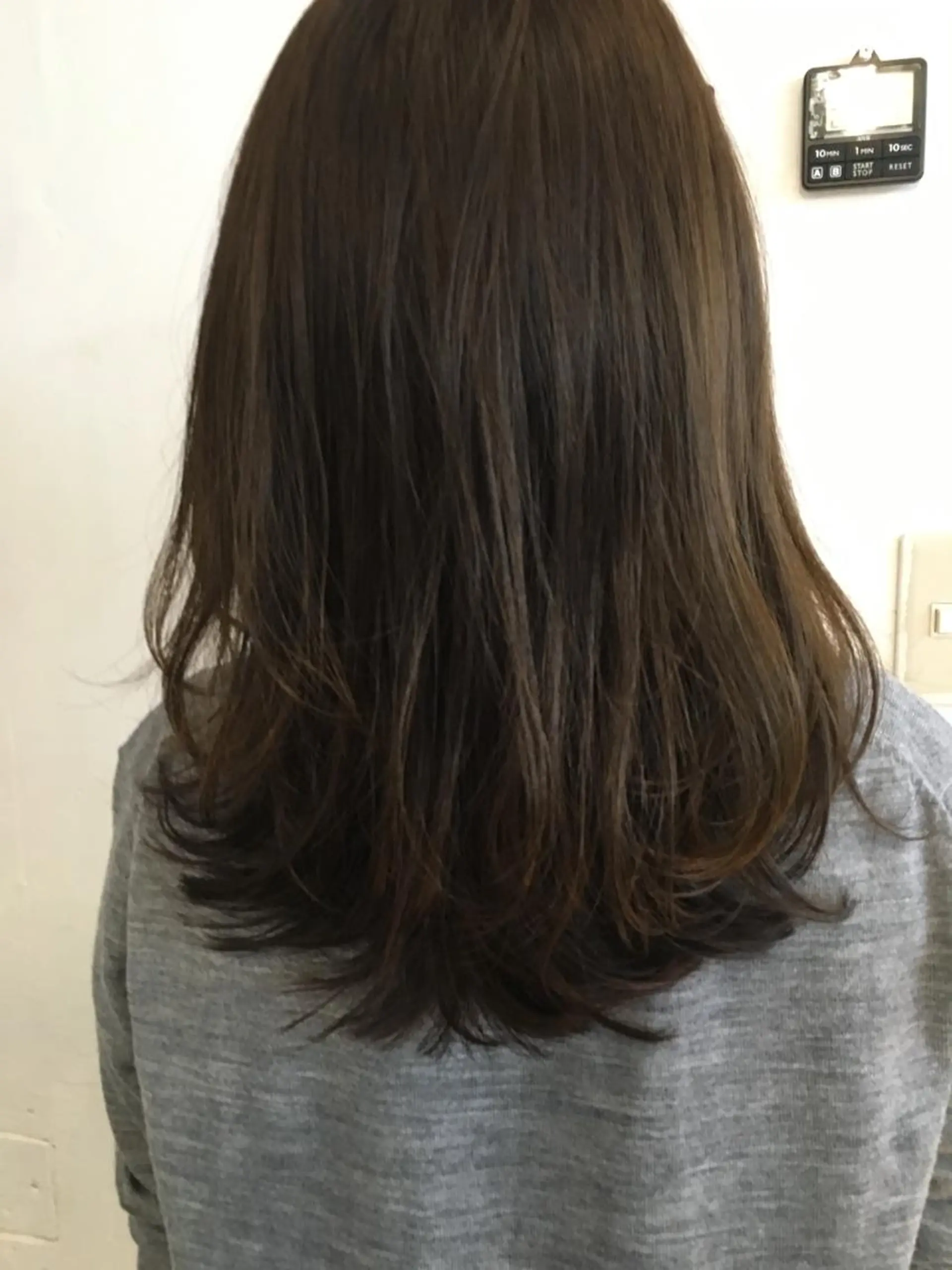 ミディアム セミロング アッシュ エクステ（レミー毛） NINEのヘアスタイル