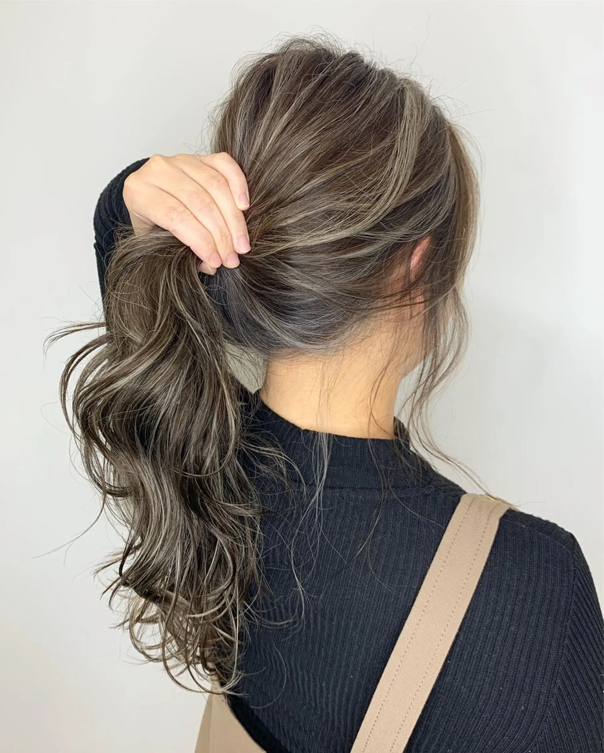 セミロング 手島 カミラのヘアスタイル