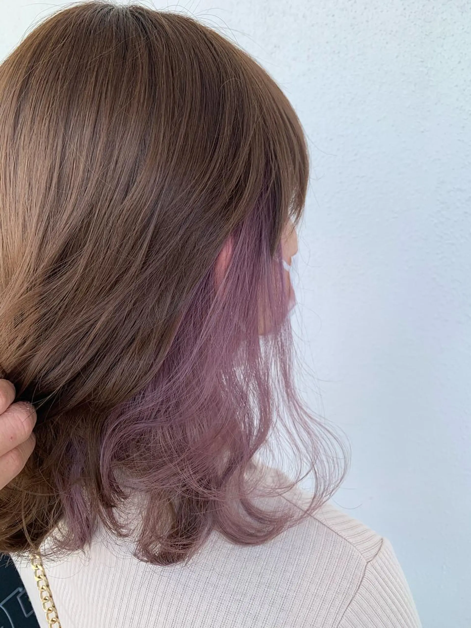 セミロング カラー パープルカラー 工藤 萌香のヘアスタイル