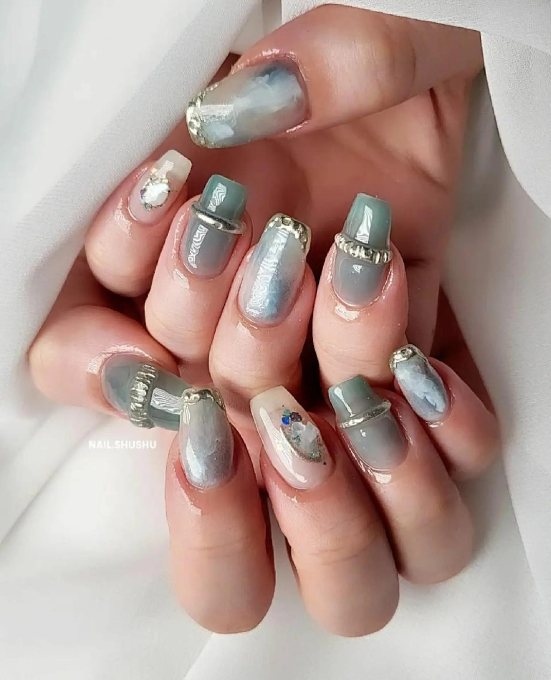 ネイル 持ち込み ニュアンスネイル ワンカラーネイル シンプルネイル 春ネイル ハンドネイル 3dパーツ/流行り 👧shushu❤️のネイルデザイン