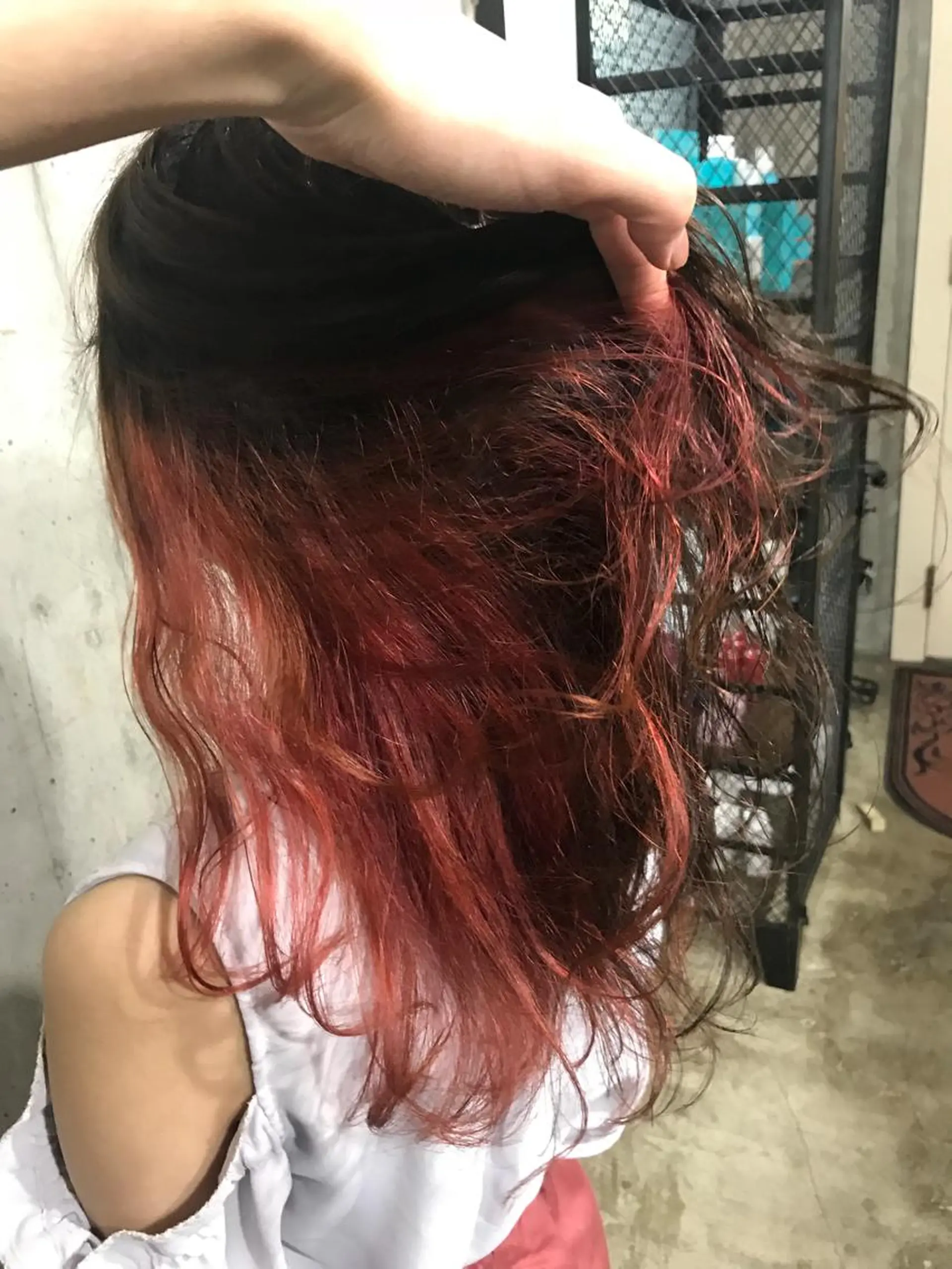 セミロング カラー パーマ ヘアアレンジ メンズ キッズ ネイル マツエク・マツパ メンズインナーカラー インナーカラー サロンドミルク 原宿のヘアスタイル