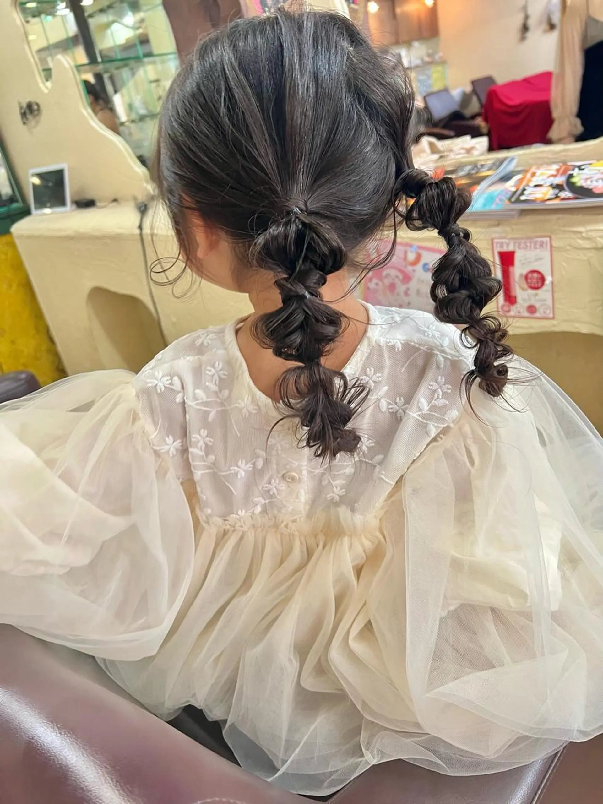 セミロング カラー ヘアアレンジ キッズ 「sumi」 AMIのヘアスタイル