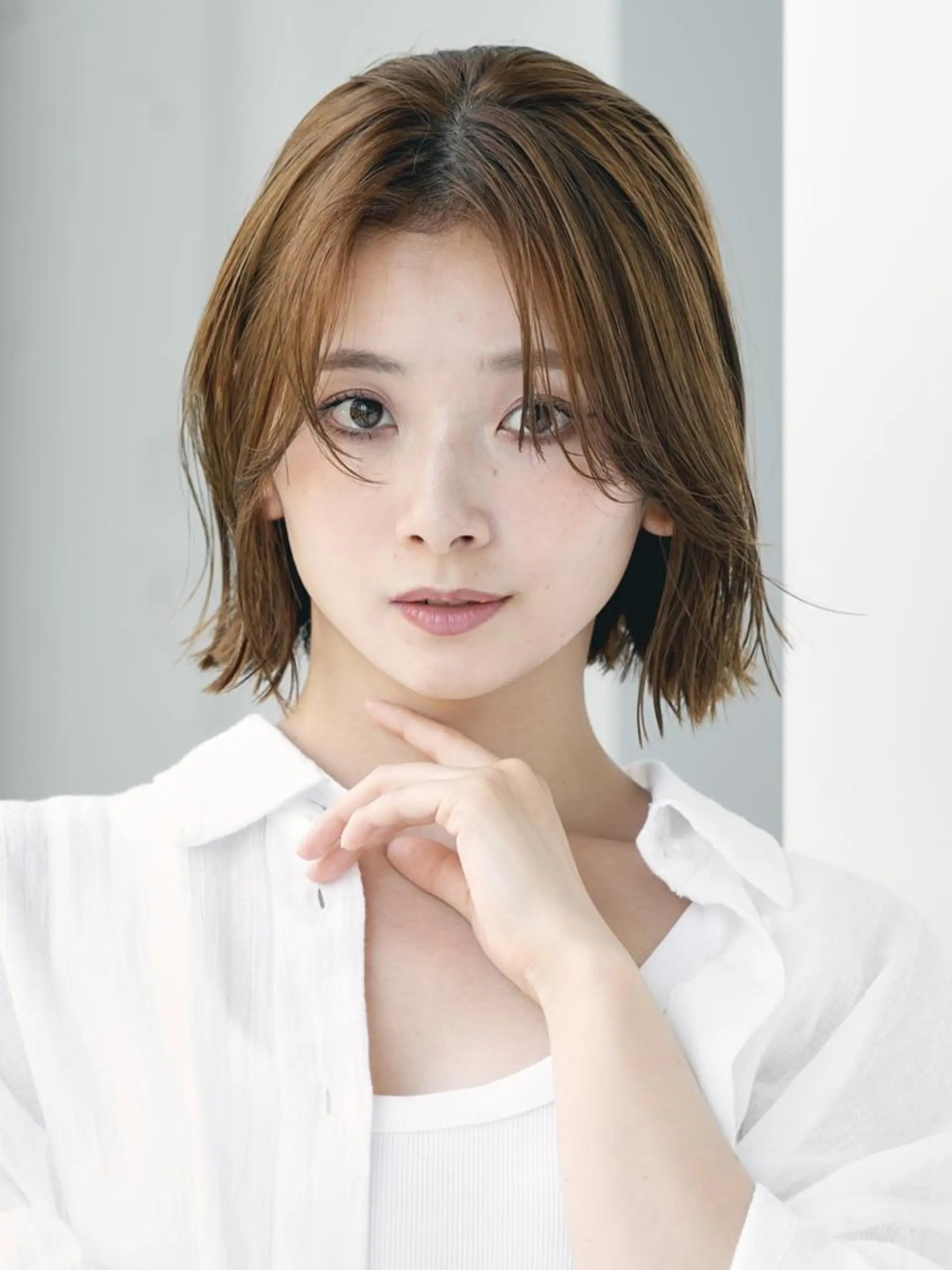 セミロング 透明感カラー/伊藤 陸/soigneのヘアスタイル