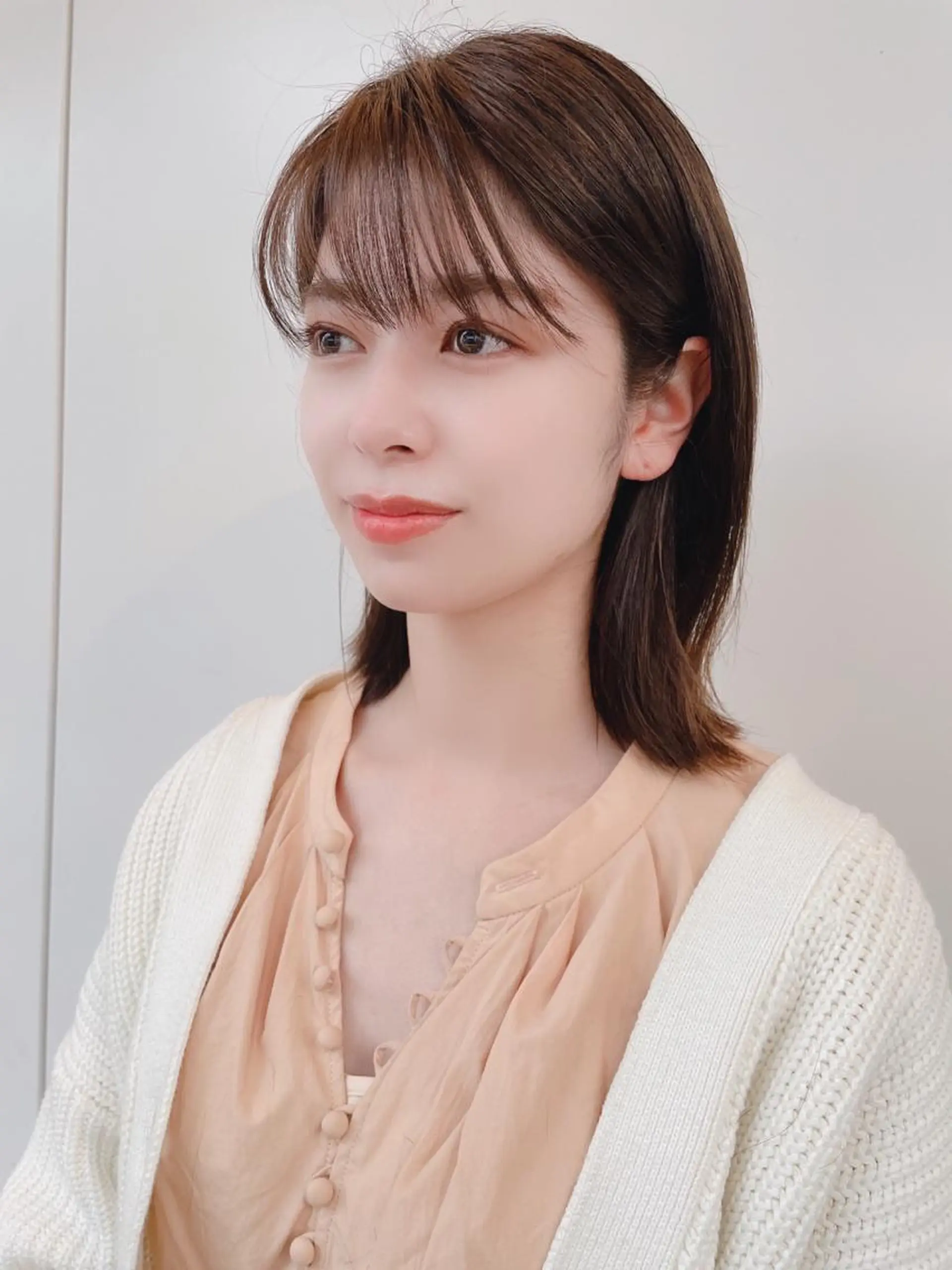 ミディアム カラー KURO/韓国ヘア /レイヤーカットのヘアスタイル