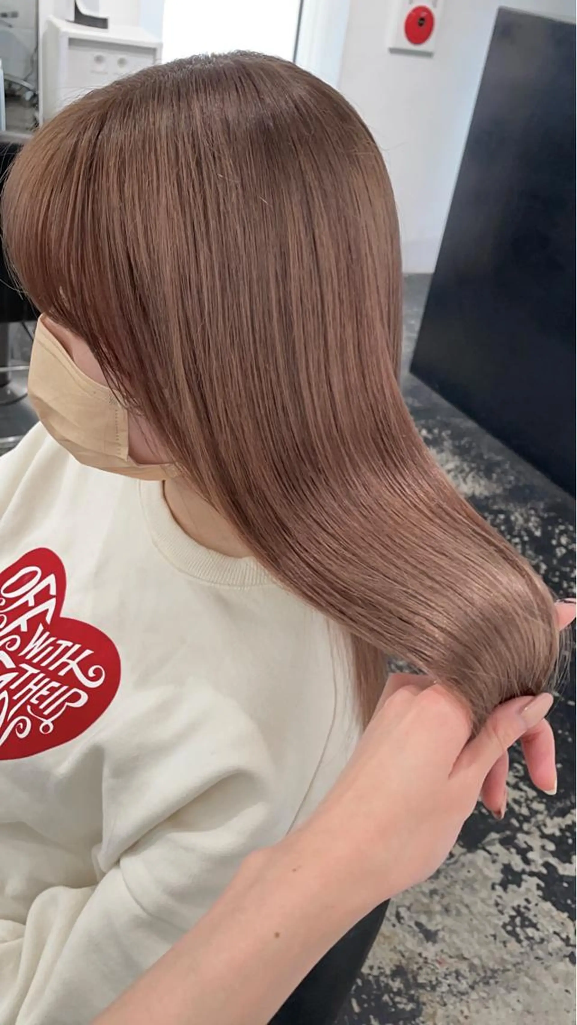 セミロング カラー ヘアアレンジ ベージュカラー ブリーチ ミルクティーベージュ カット ヘアカラー トリートメント 艶ハイトーン/ヘア アレンジAYAKAのヘアスタイル