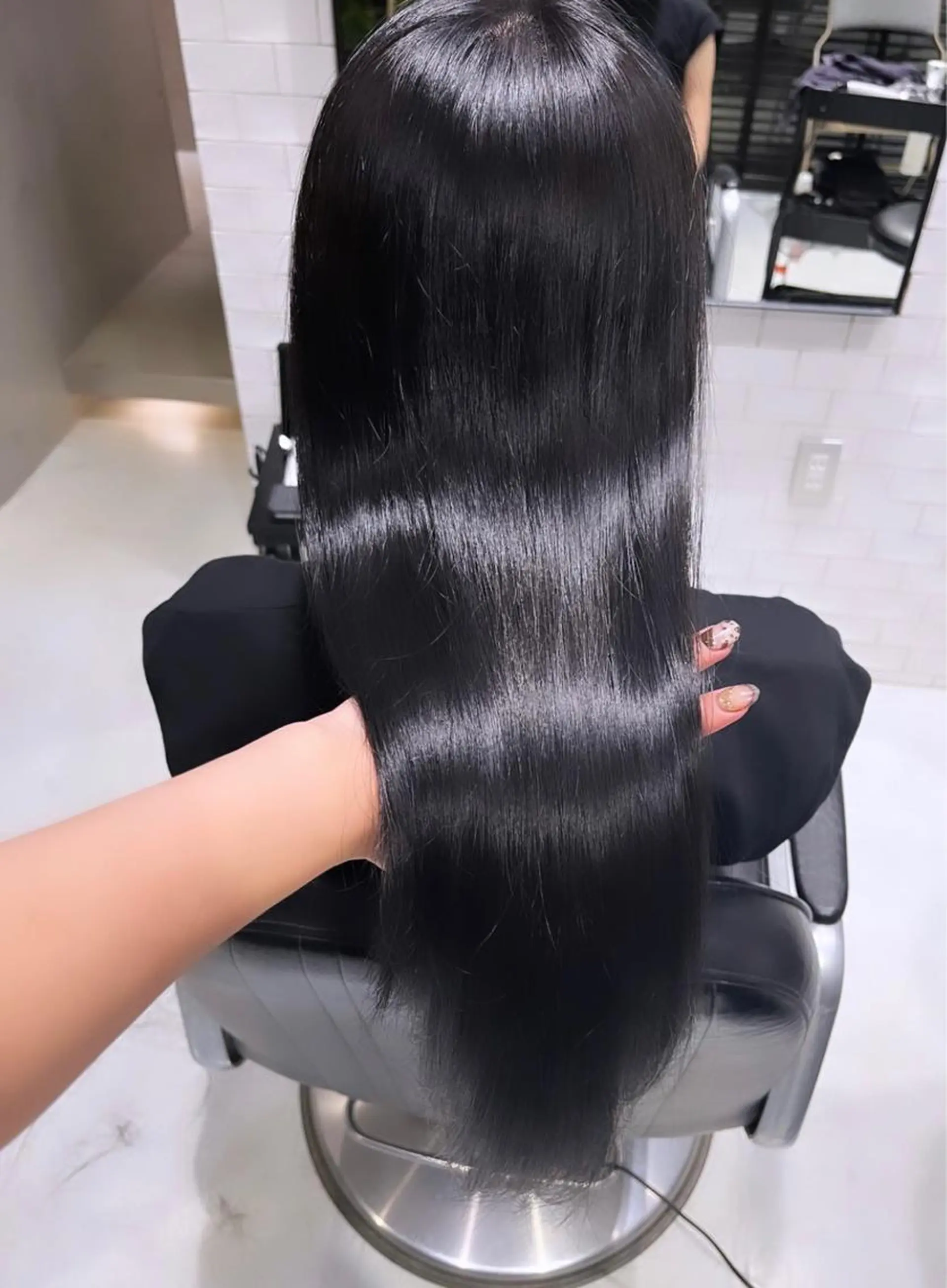 ロング カラー カット ヘアカラー トリートメント ヘッドスパ 透明感/オリーブ/ グレージュ/YUKAのヘアスタイル