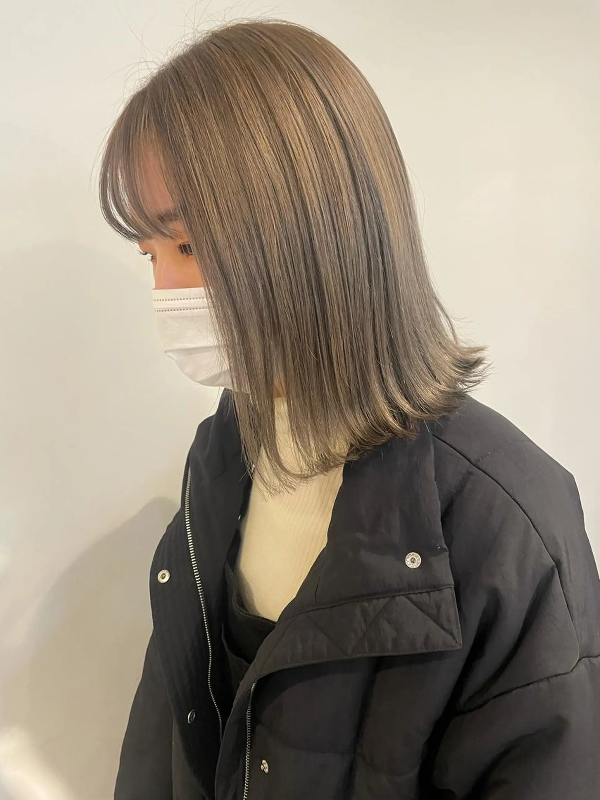 ミディアム カラー 佐藤 永夏のヘアスタイル