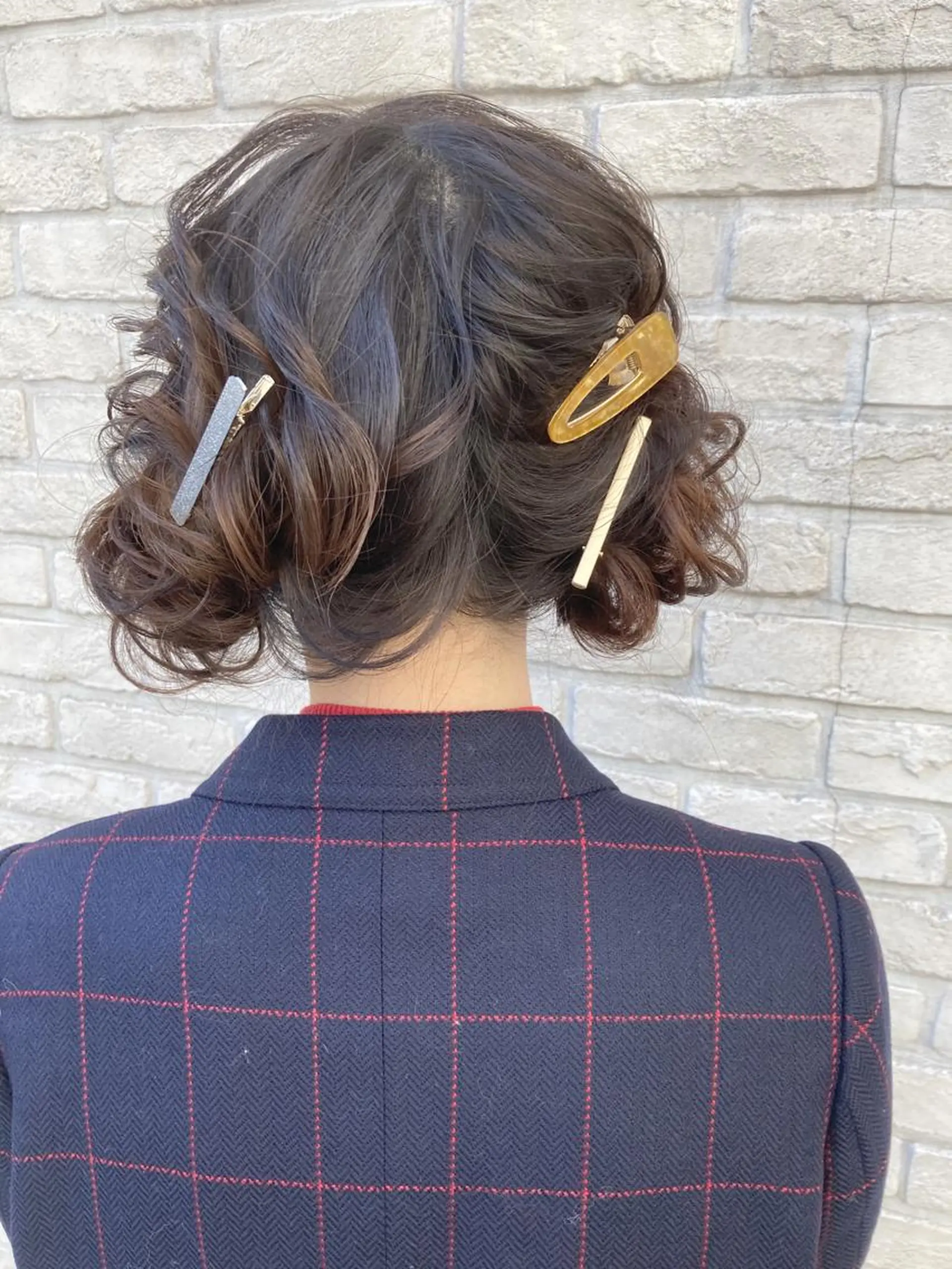 ヘアアレンジ あやかショート 白髪ぼかしのヘアスタイル