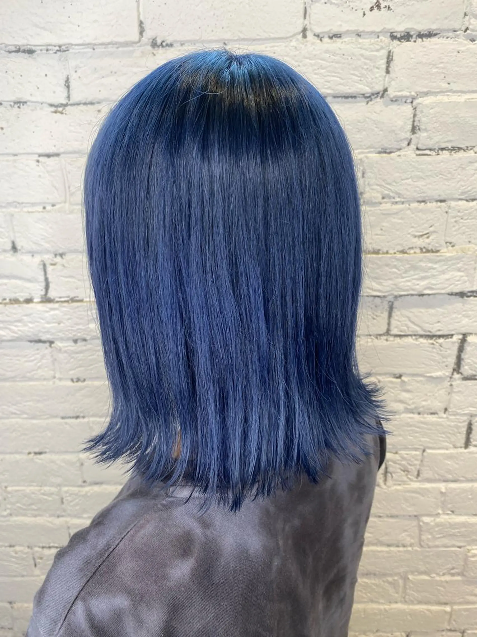 カラー 前田 輝のヘアスタイル