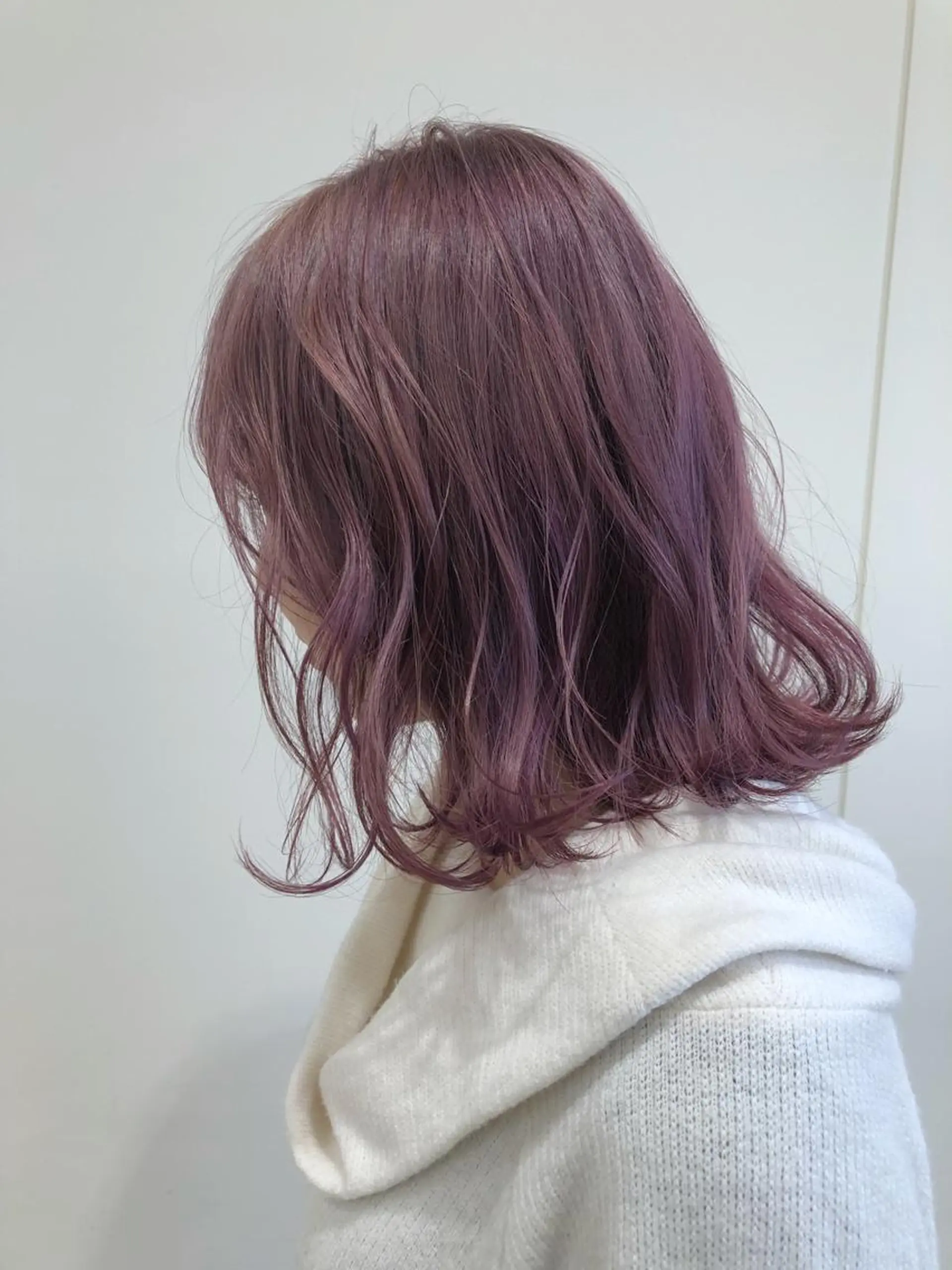 ミディアム カラー ブリーチ ケアブリーチ ラベンダーカラー ラベンダーピンク ピンクカラー ケアブリーチ 坪井佑樹のヘアスタイル