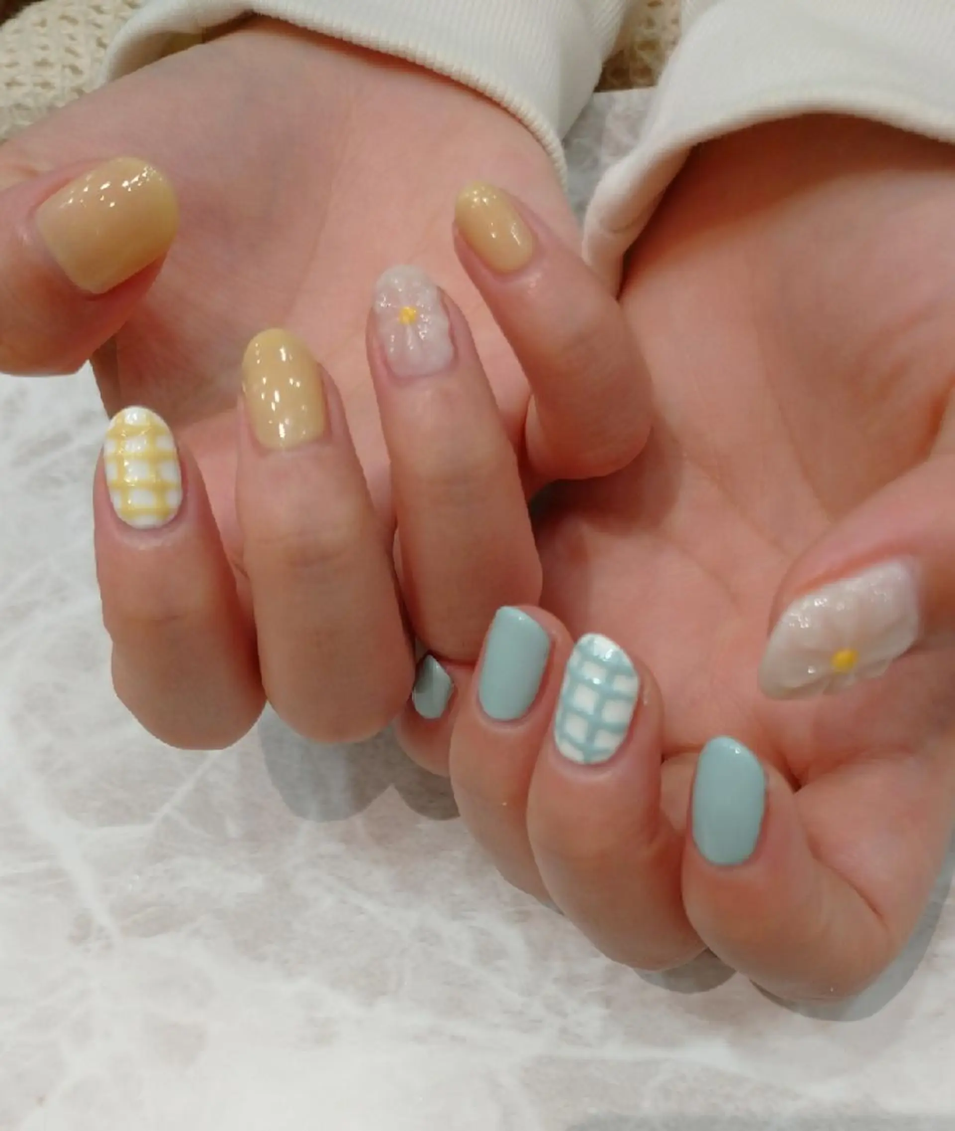 ネイル アートネイル ジェルネイル 韓国ネイル 水色 パラジェル ハンドネイル 會田 瑠衣のネイルデザイン