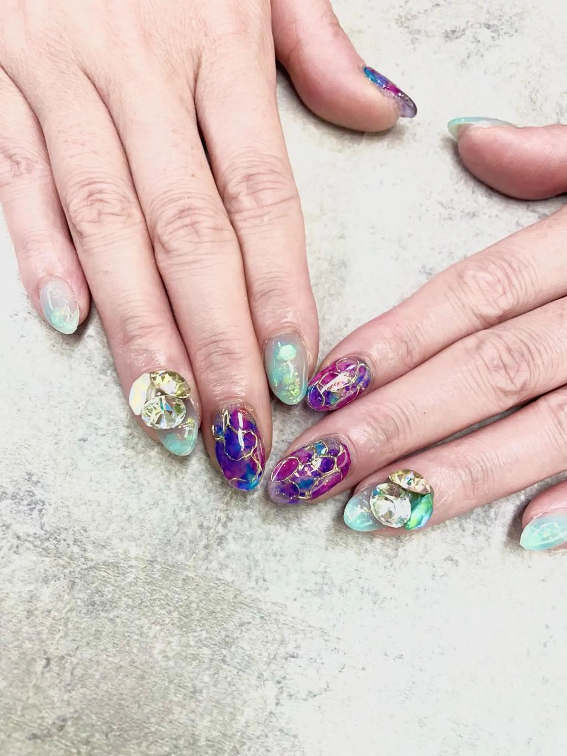 ネイル アートネイル フレンチネイル ジェルネイル ガラスフレンチ グラデーション ハンドネイル ハンドケア FASTNAIL PLUS 新宿店のネイルデザイン