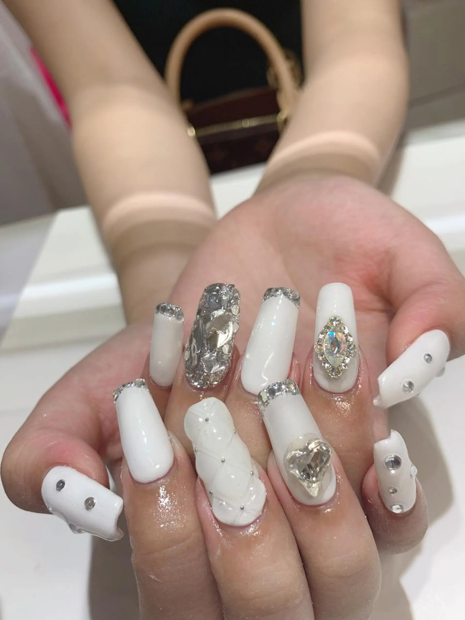 ネイル エンジェル ヒーリング 矢場町店のネイルデザイン