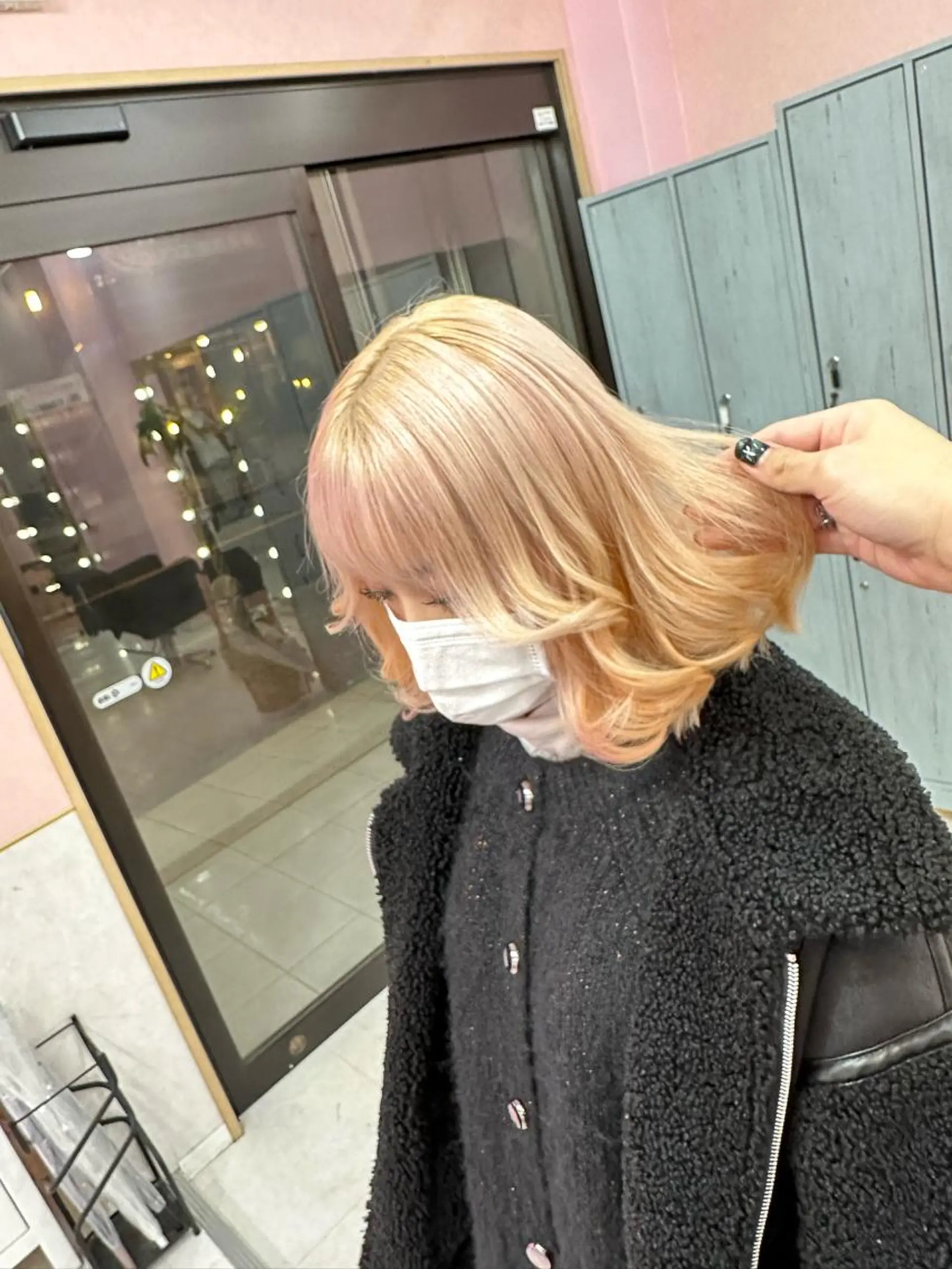 ミディアム カラー ブリーチ✖️レイヤー MANATO🎨🌈のヘアスタイル