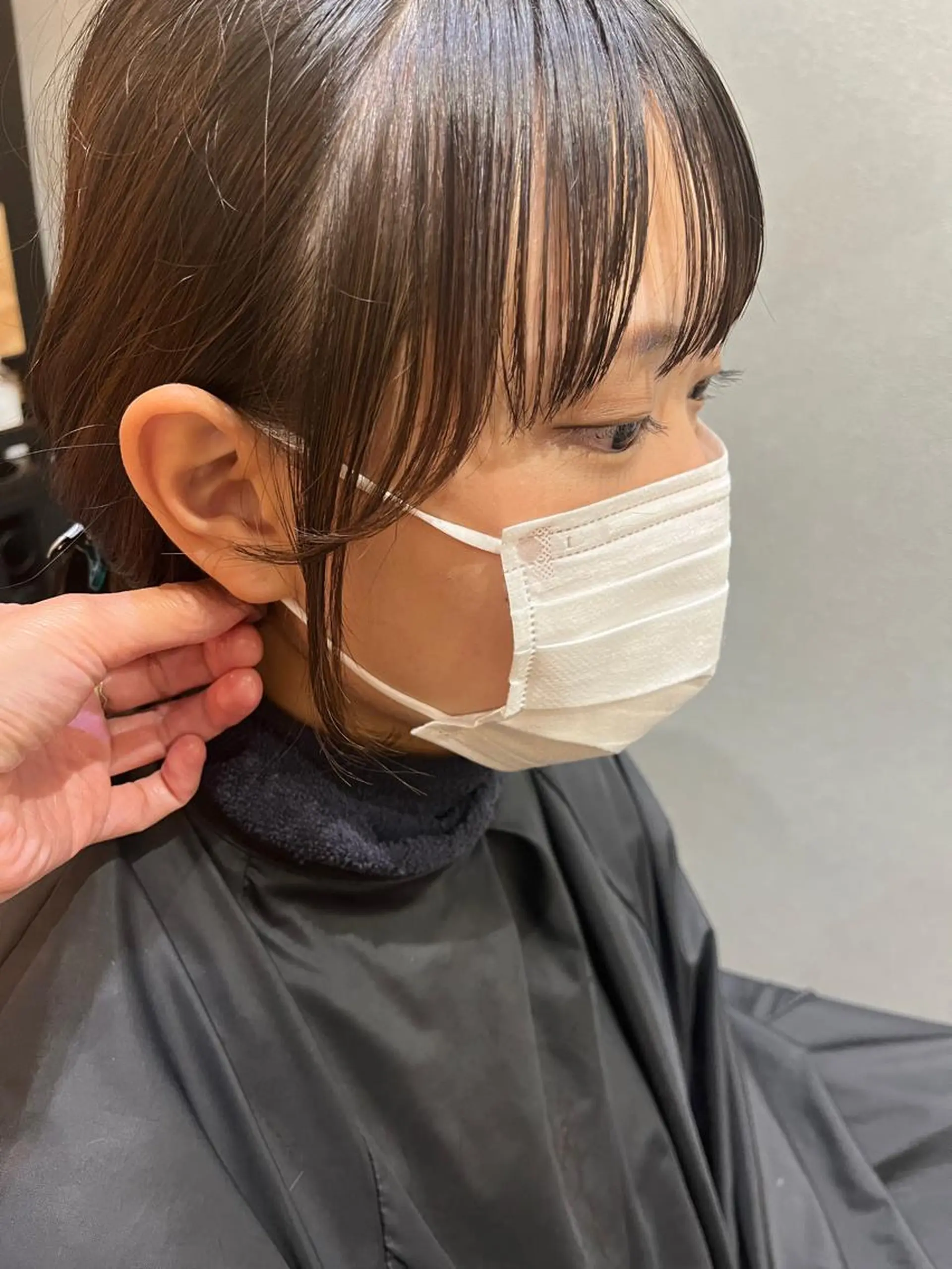 ミディアム カラー パーマ ヘアアレンジ メンズ キッズ ネイル マツエク・マツパ アイブロウ ミディアムパーマ メンズパーマ ブラウンカラー ケアカラー 透明感カラー 久木原 ゆりのヘアスタイル