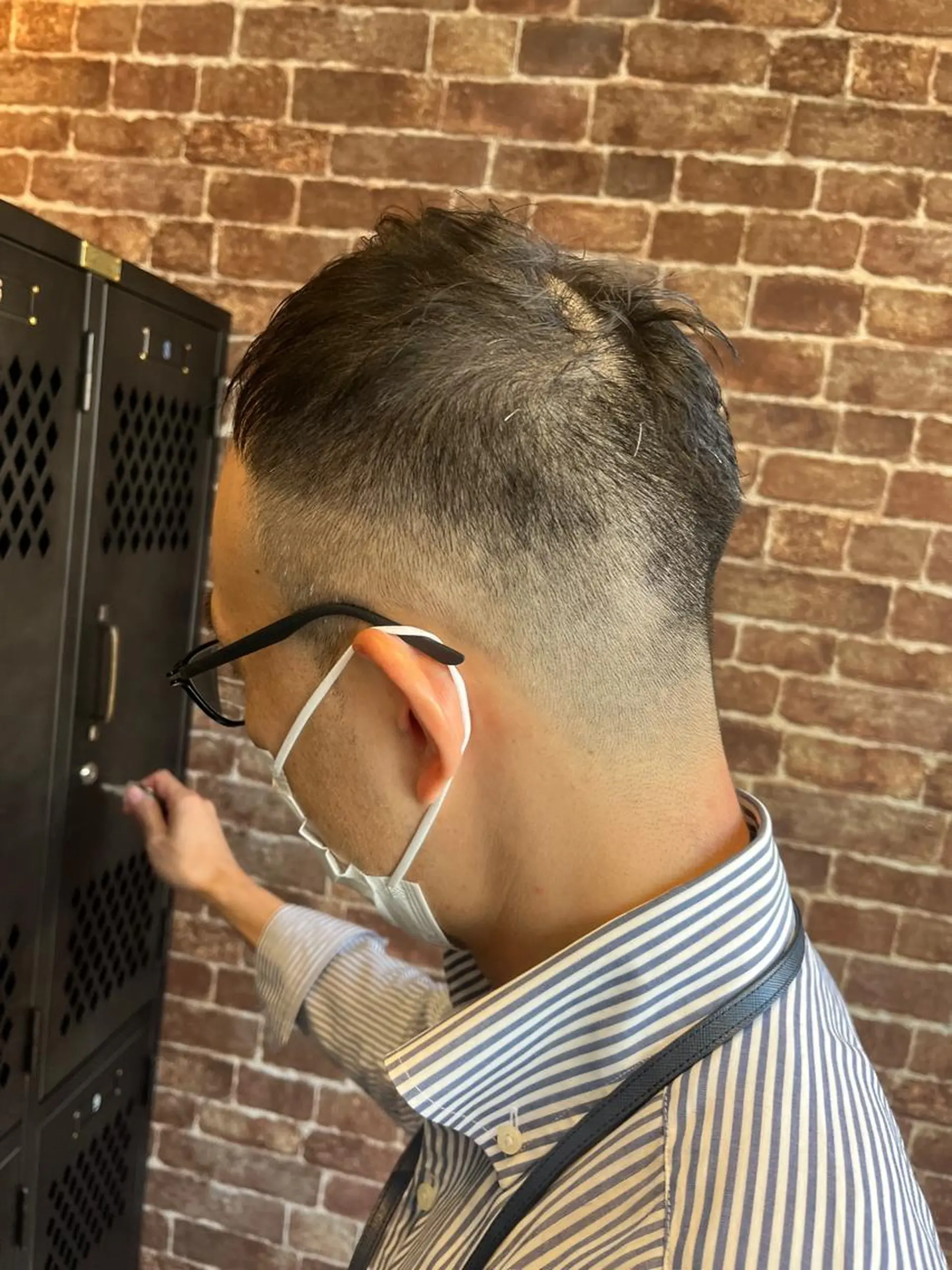 ショート カラー パーマ ヘアアレンジ メンズ キッズ ネイル マツエク・マツパ アイブロウ メンズブリーチ メンズハイライト メンズインナーカラー メンズ韓国風 ブリーチ 久木原 ゆりのヘアスタイル