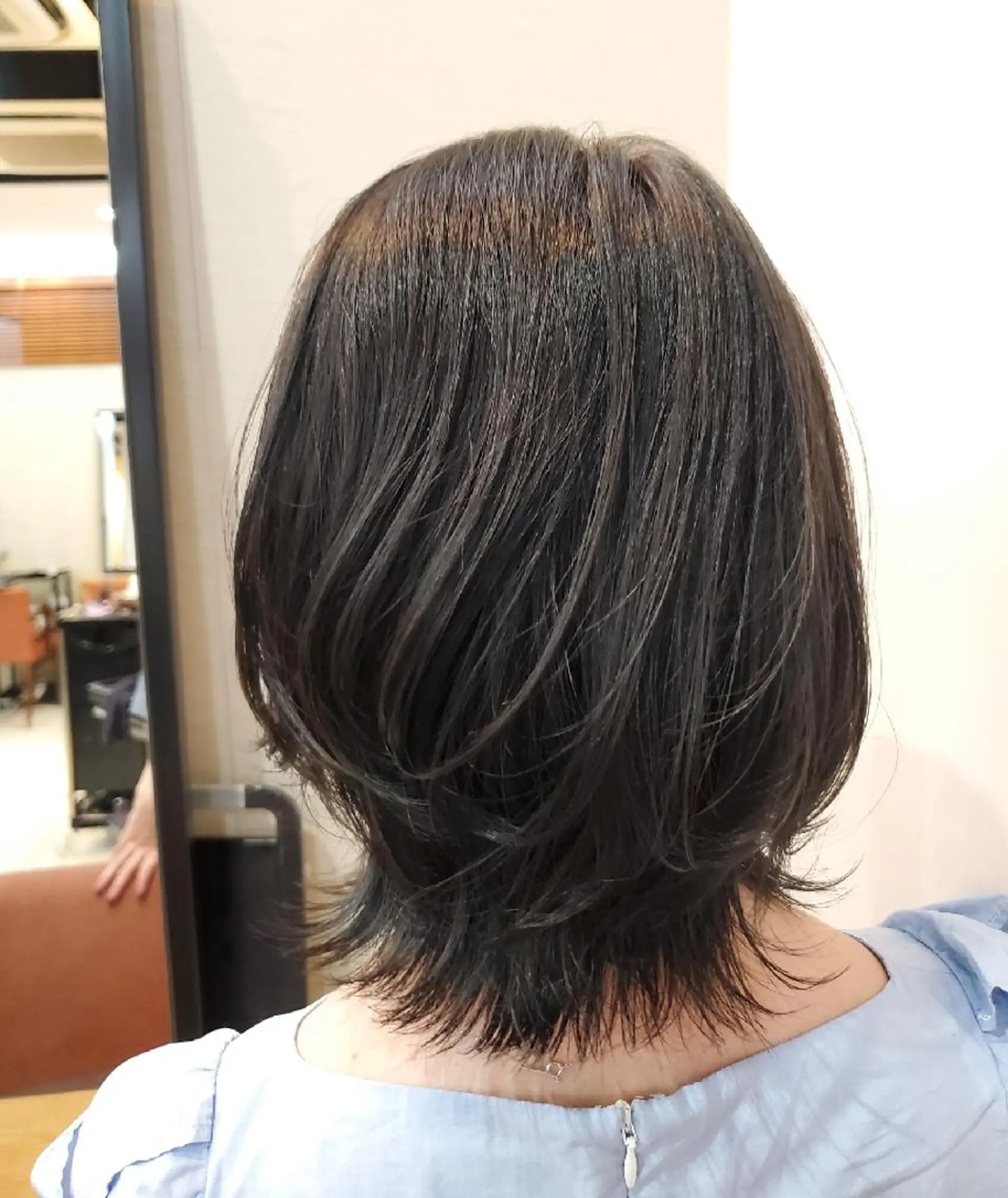 ミディアム カラー くびれヘア レイヤーカット カット メンズカット曲がる 縮毛矯正佐々木タクマのヘアスタイル