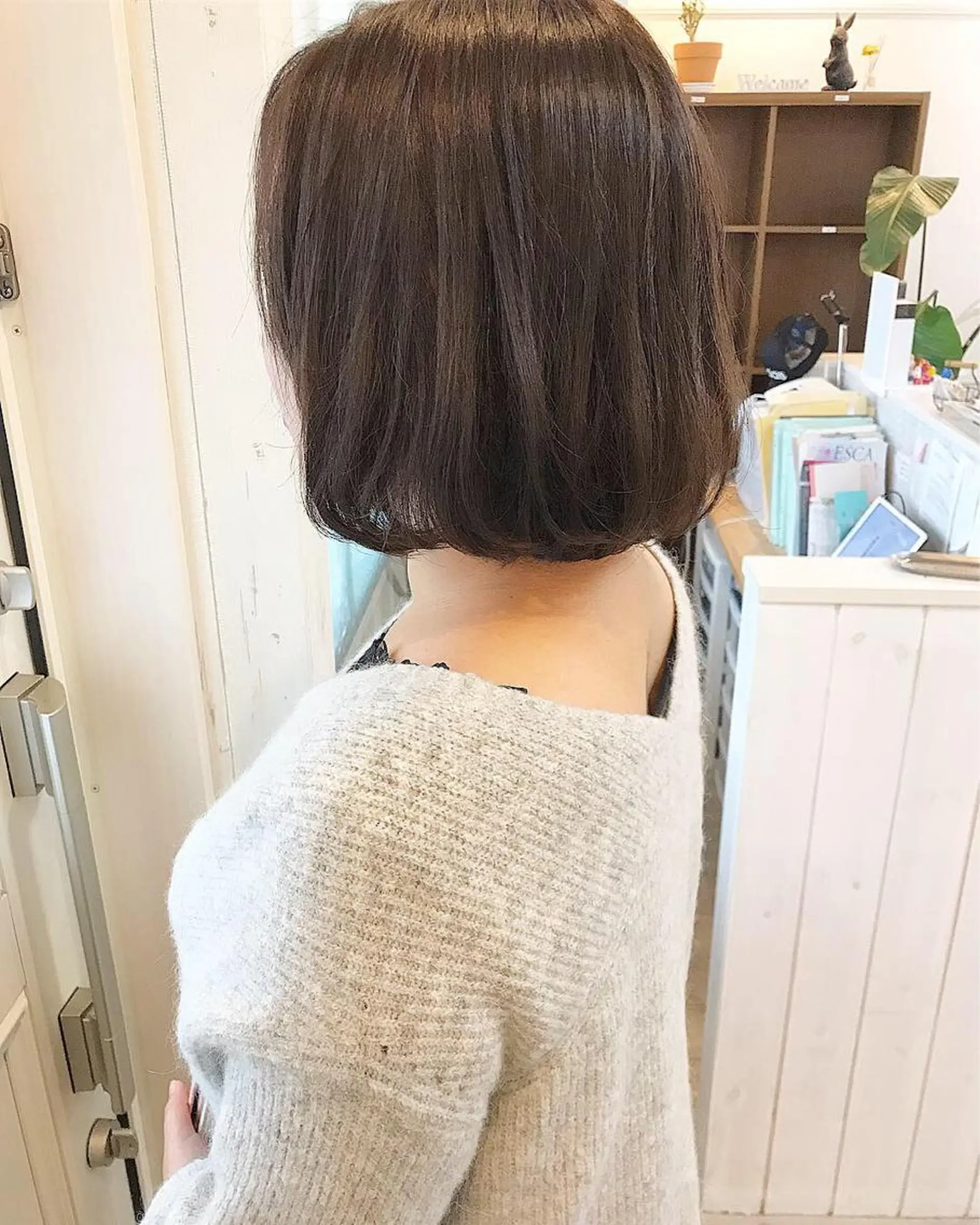 ショート カラー パーマ 秋月 亜耶のヘアスタイル
