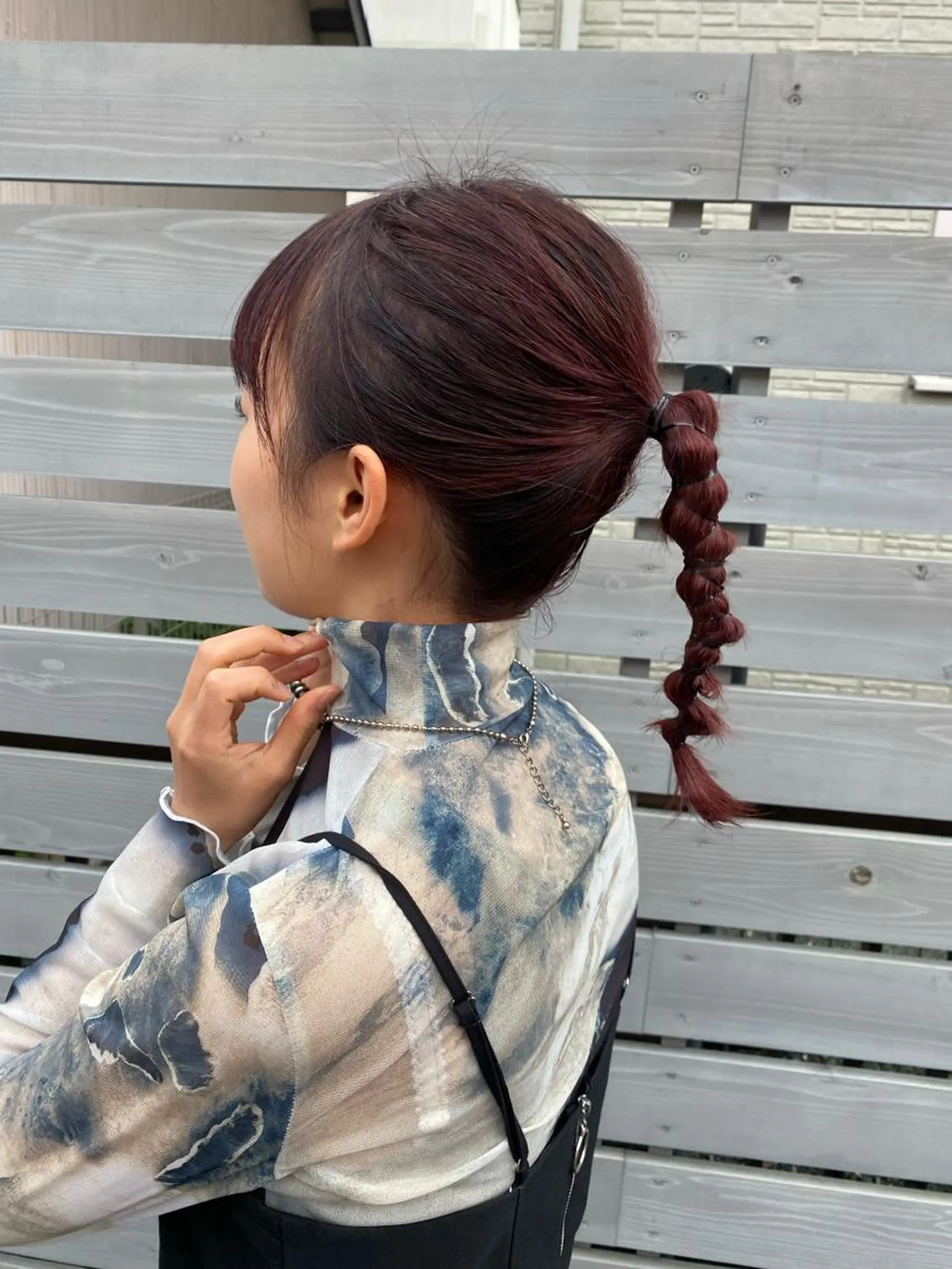 ミディアム カラー ヘアアレンジ ブリーチ レッドカラー 似合わせレイヤー/ Wカラー🧸こころのヘアスタイル