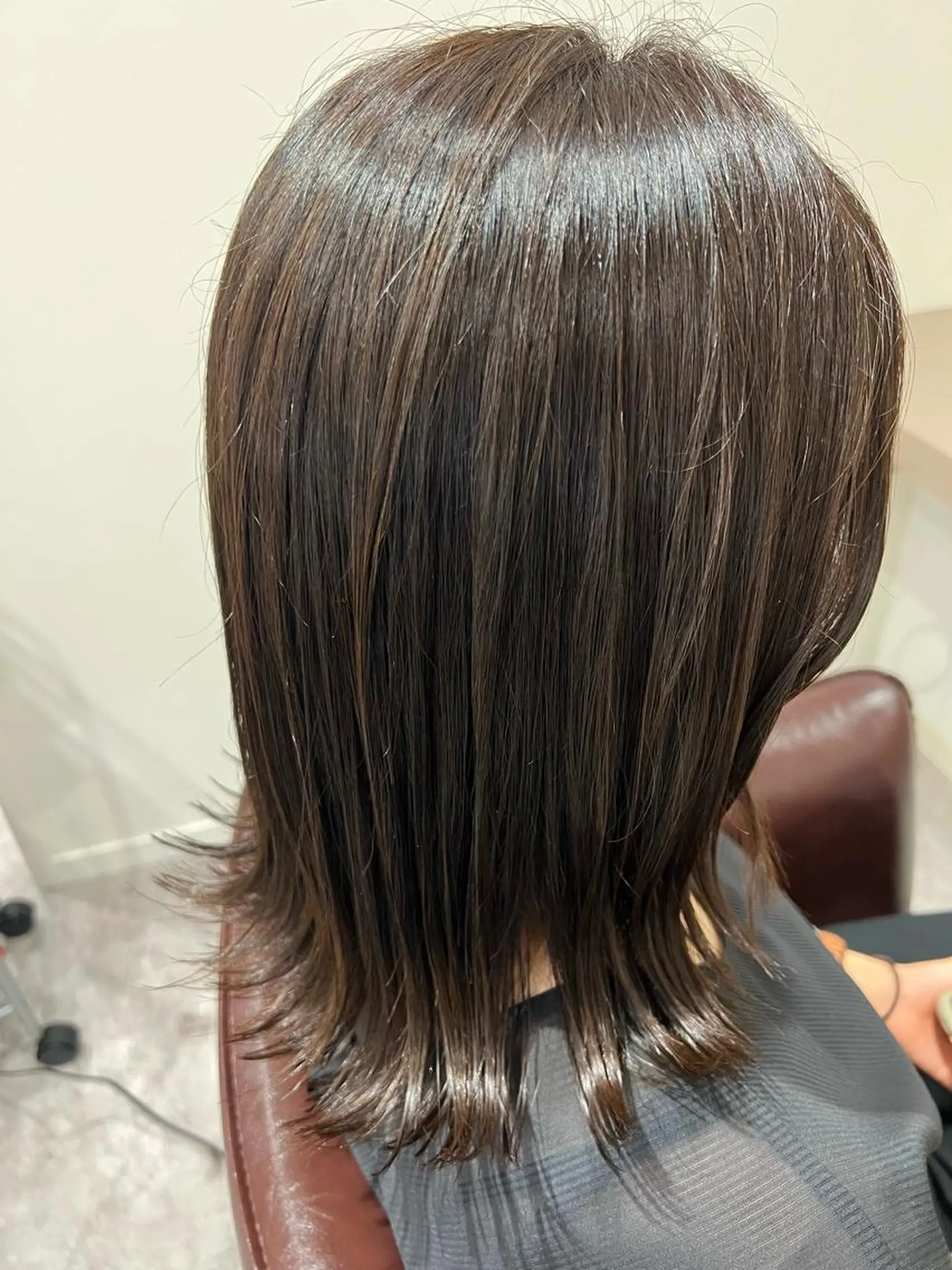 ミディアム 井上 美春のヘアスタイル