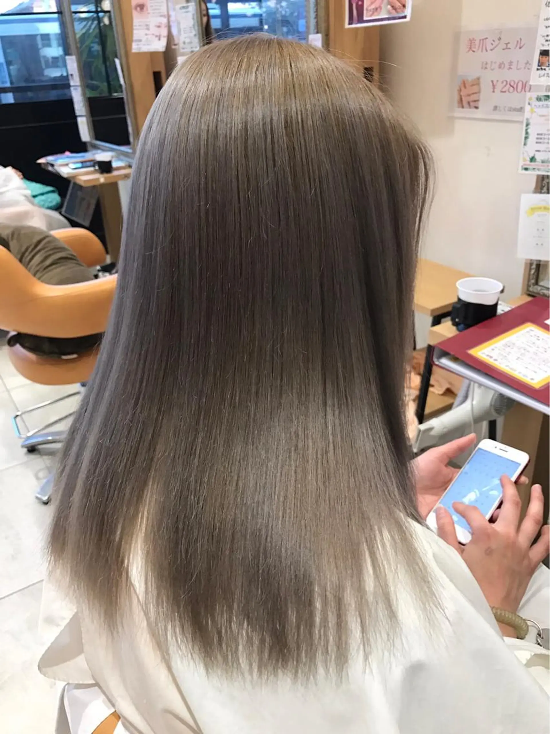 ロング 藤井 ひろとのヘアスタイル