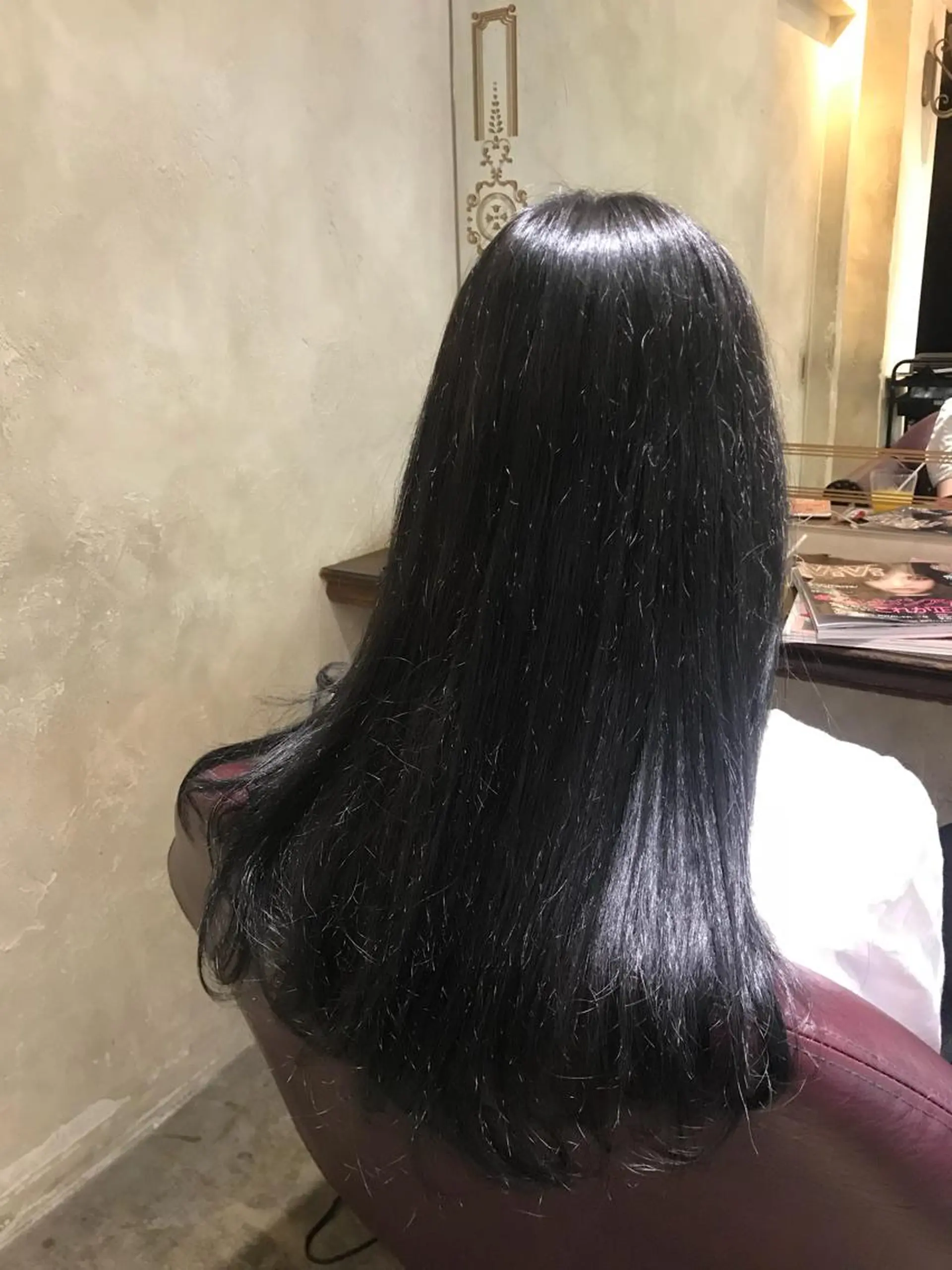 ロング カラー 黒髪 ブルーカラー ブルーブラック イルミナカラー 🌈髪質改善💕 縮毛矯正✨青木まで✨のヘアスタイル