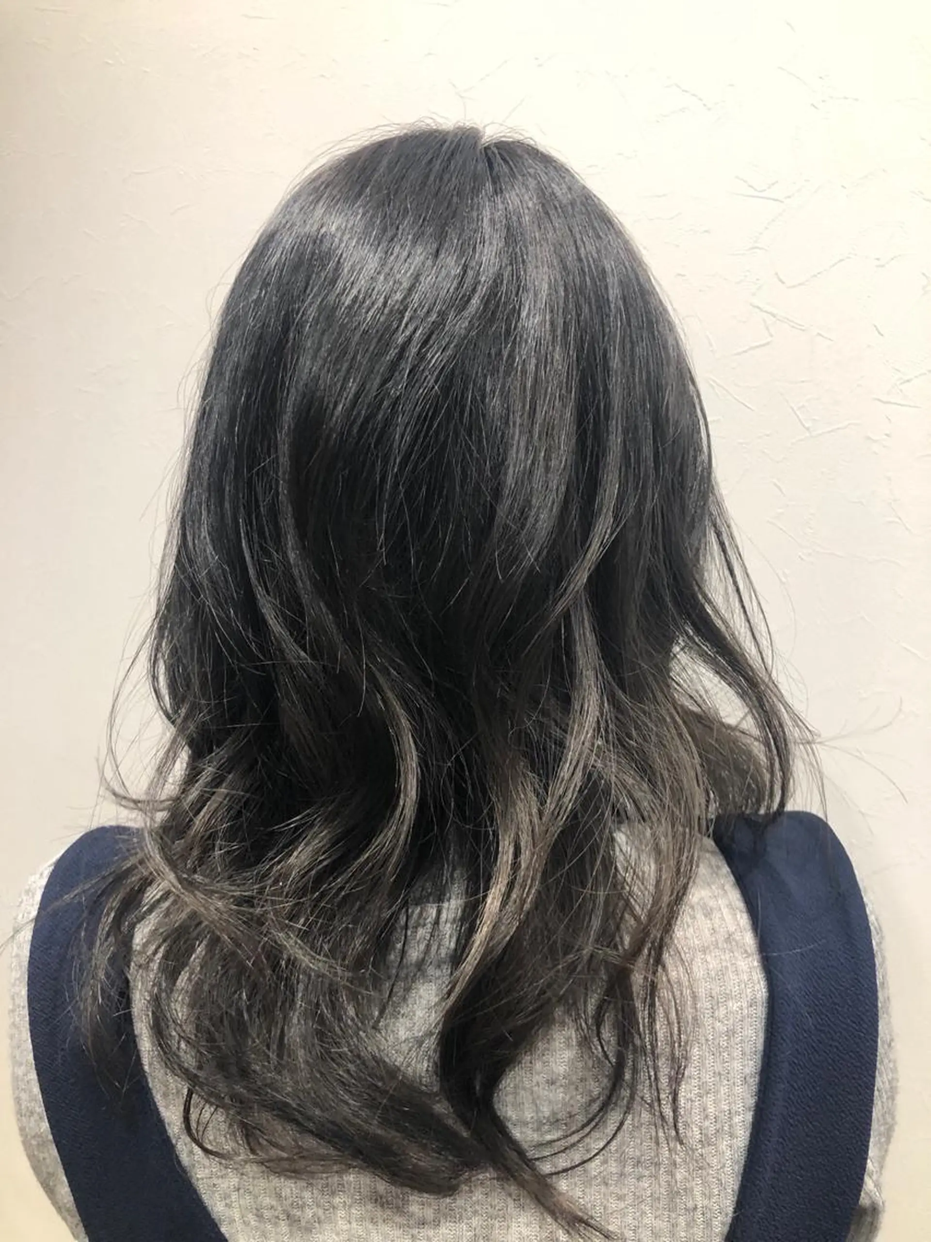 セミロング カラー アッシュ カット ヘアカラー トリートメント ヘッドスパ ダブルカラー🎉 ハイトーン🎉スドウのヘアスタイル