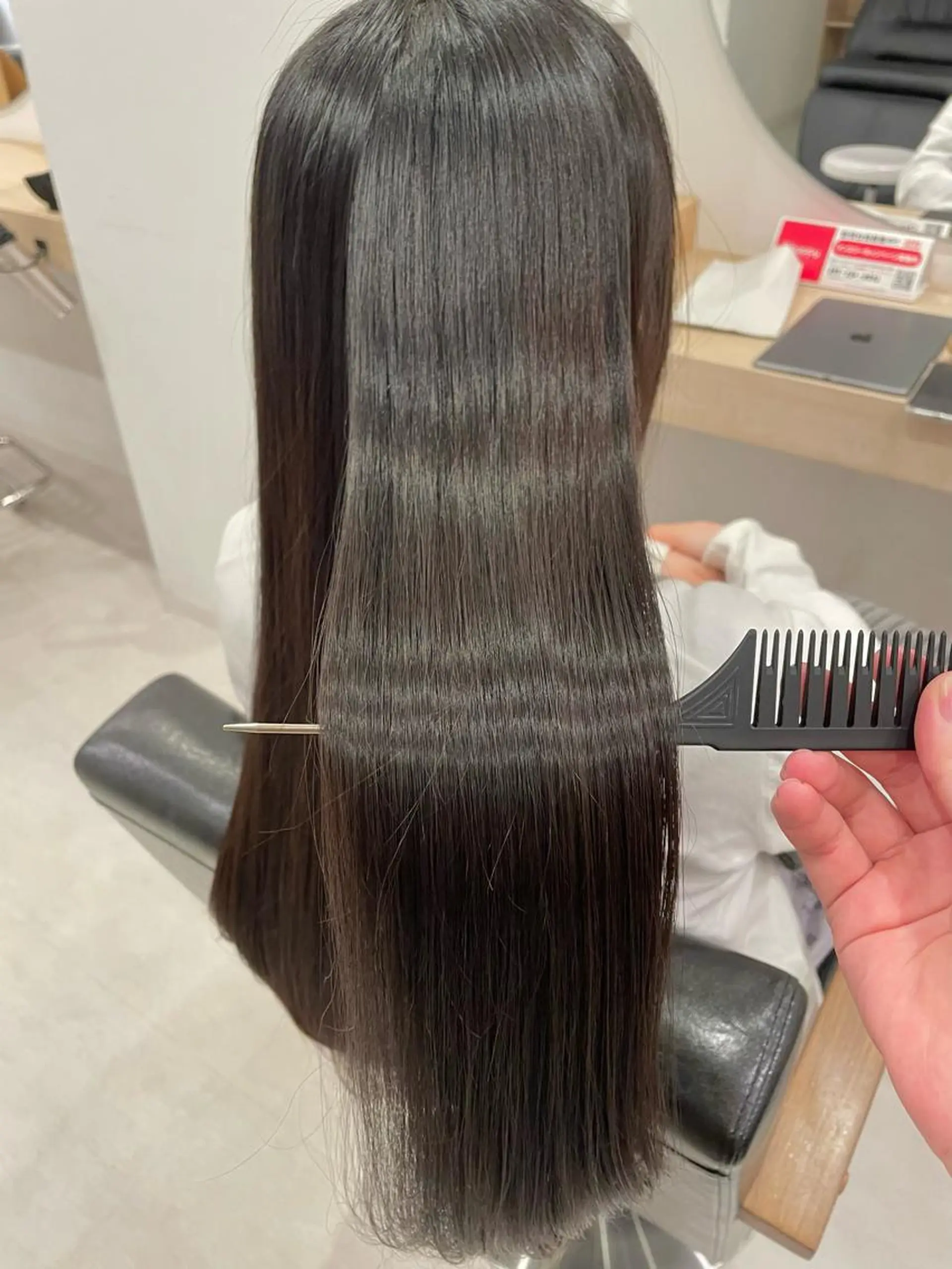 ロング 福井 茉菜美のヘアスタイル