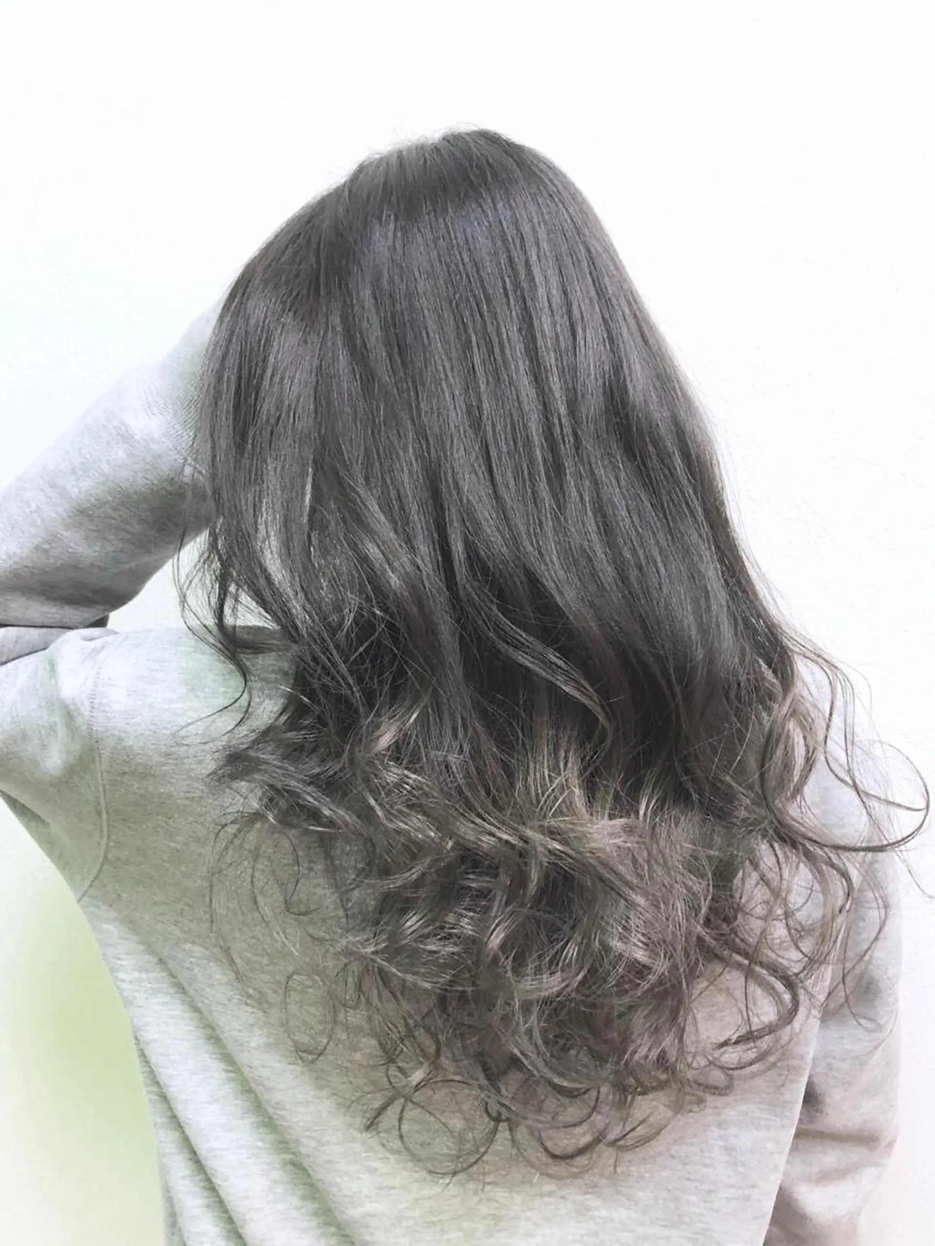 カラー エクステ/コスパ◎ /メンズ!白石宇由のヘアスタイル