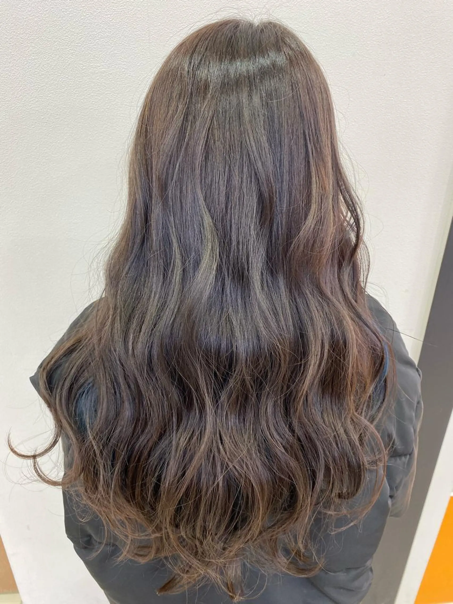 ロング メンズ縮毛矯正 ニュアンスパーマのヘアスタイル