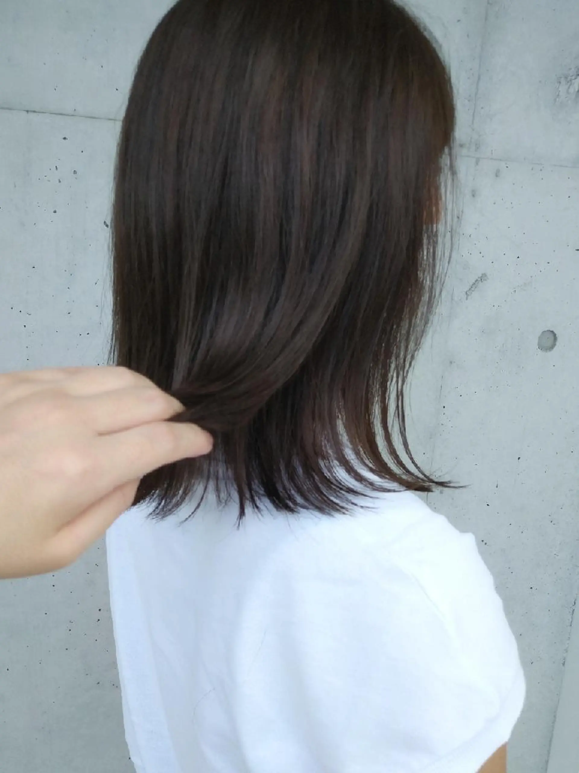 ミディアム 山田 智加のヘアスタイル