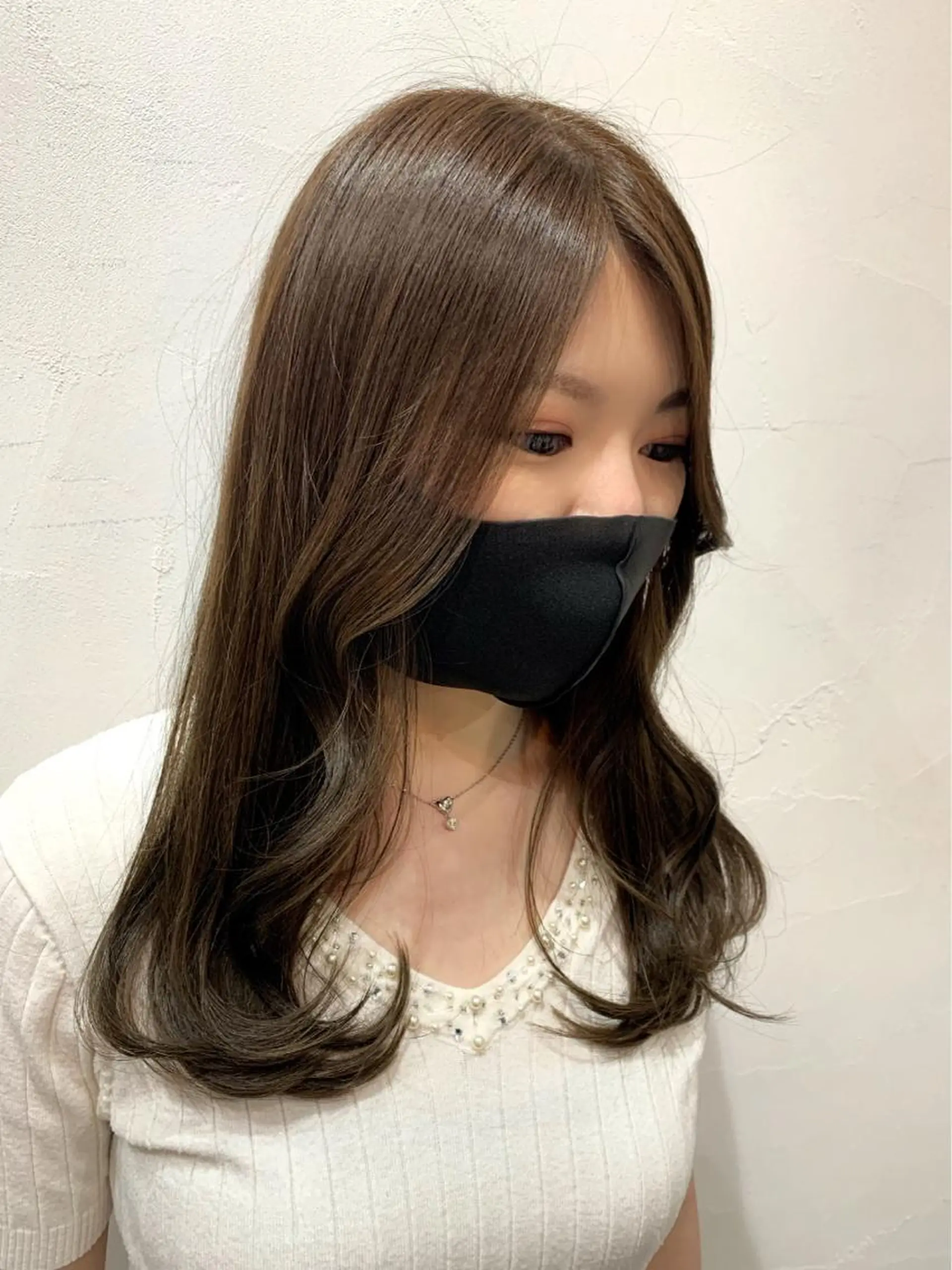 ロング アッシュ ロング ヘアカラー LITTLE _KATOのヘアスタイル