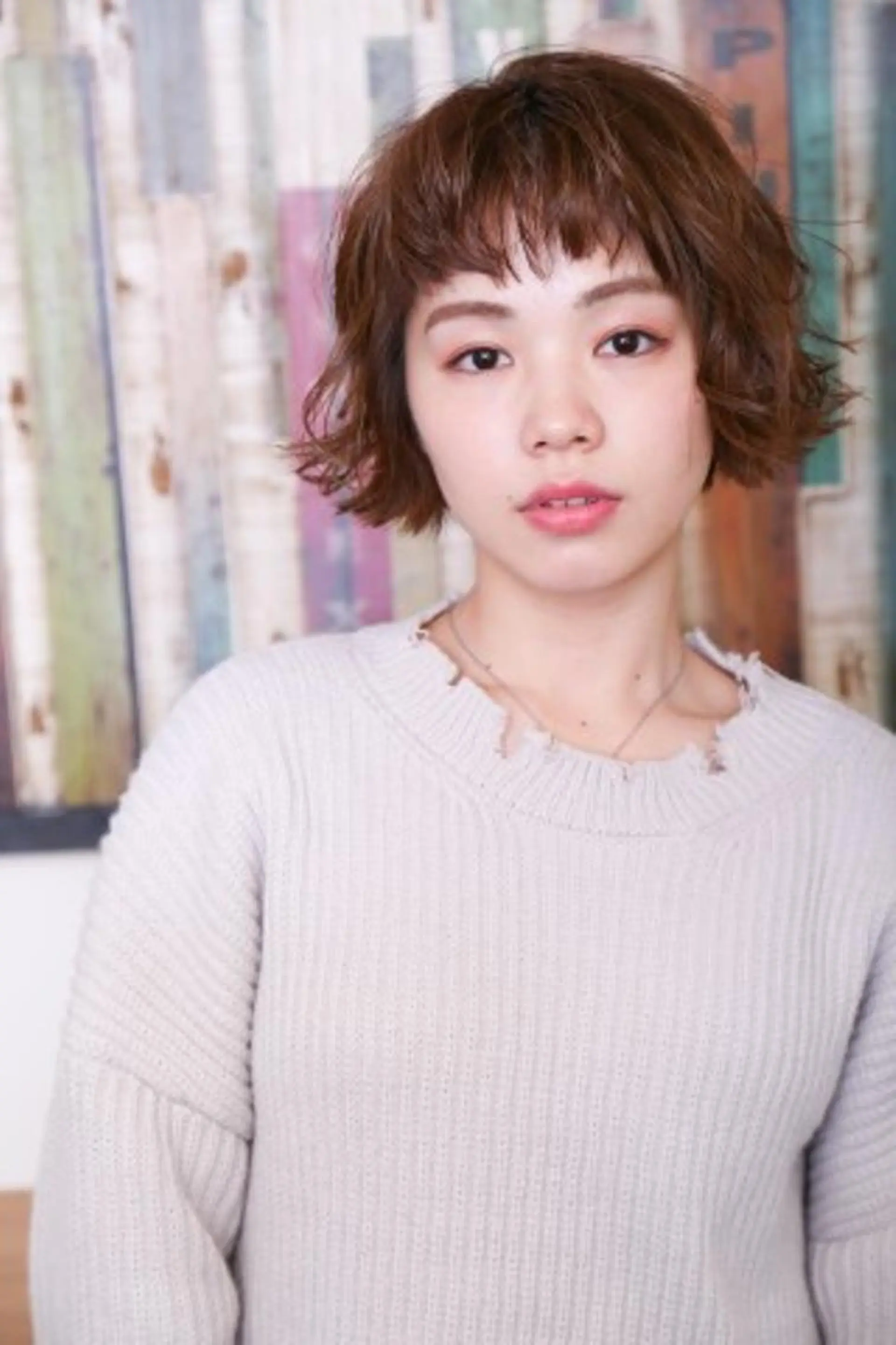 ミディアム 江原 彩華のヘアスタイル