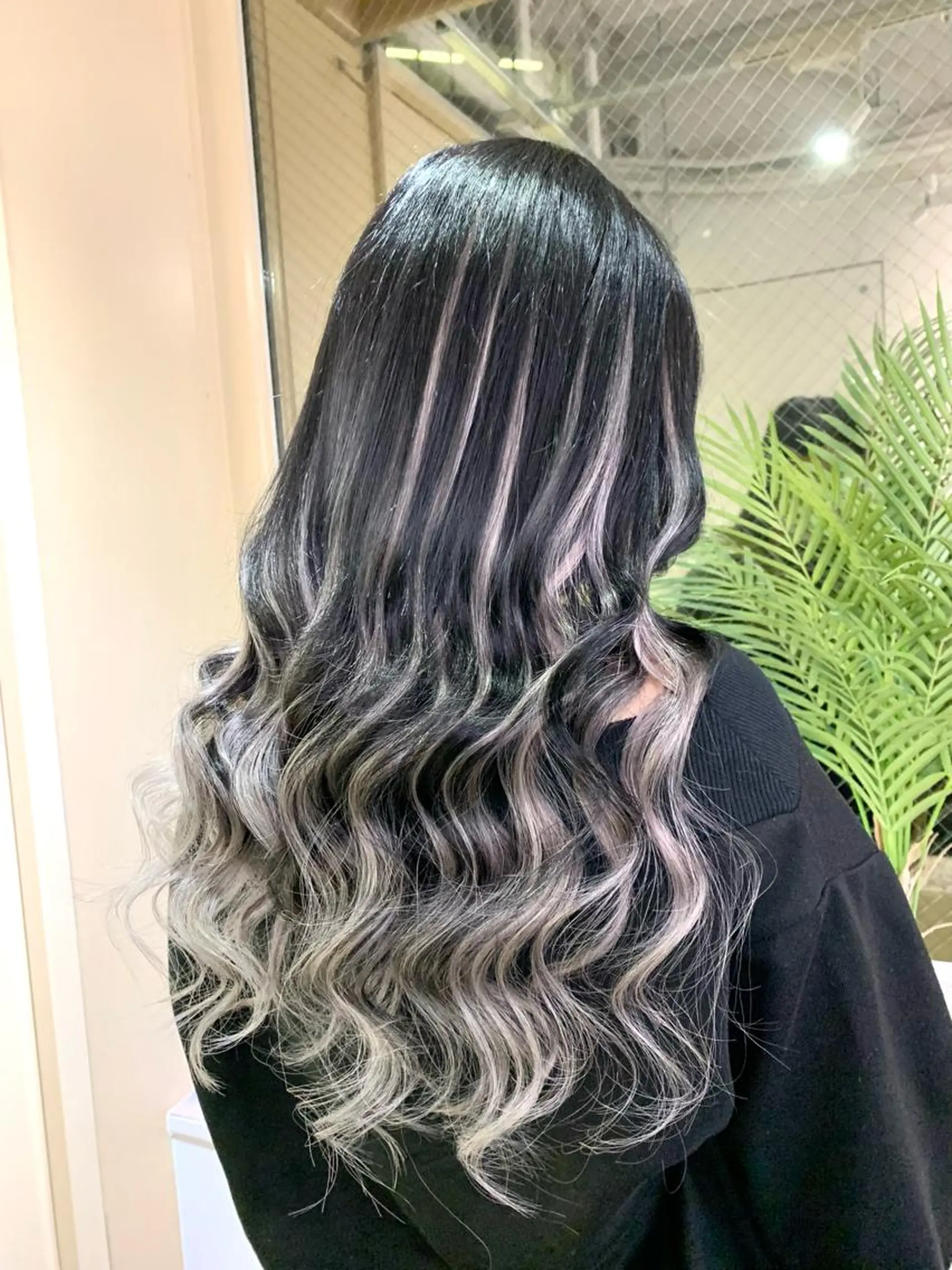 ロング カラー ヘアカラー エクステ とも🏆プルエクステ /髪質改善🏆渋谷のヘアスタイル