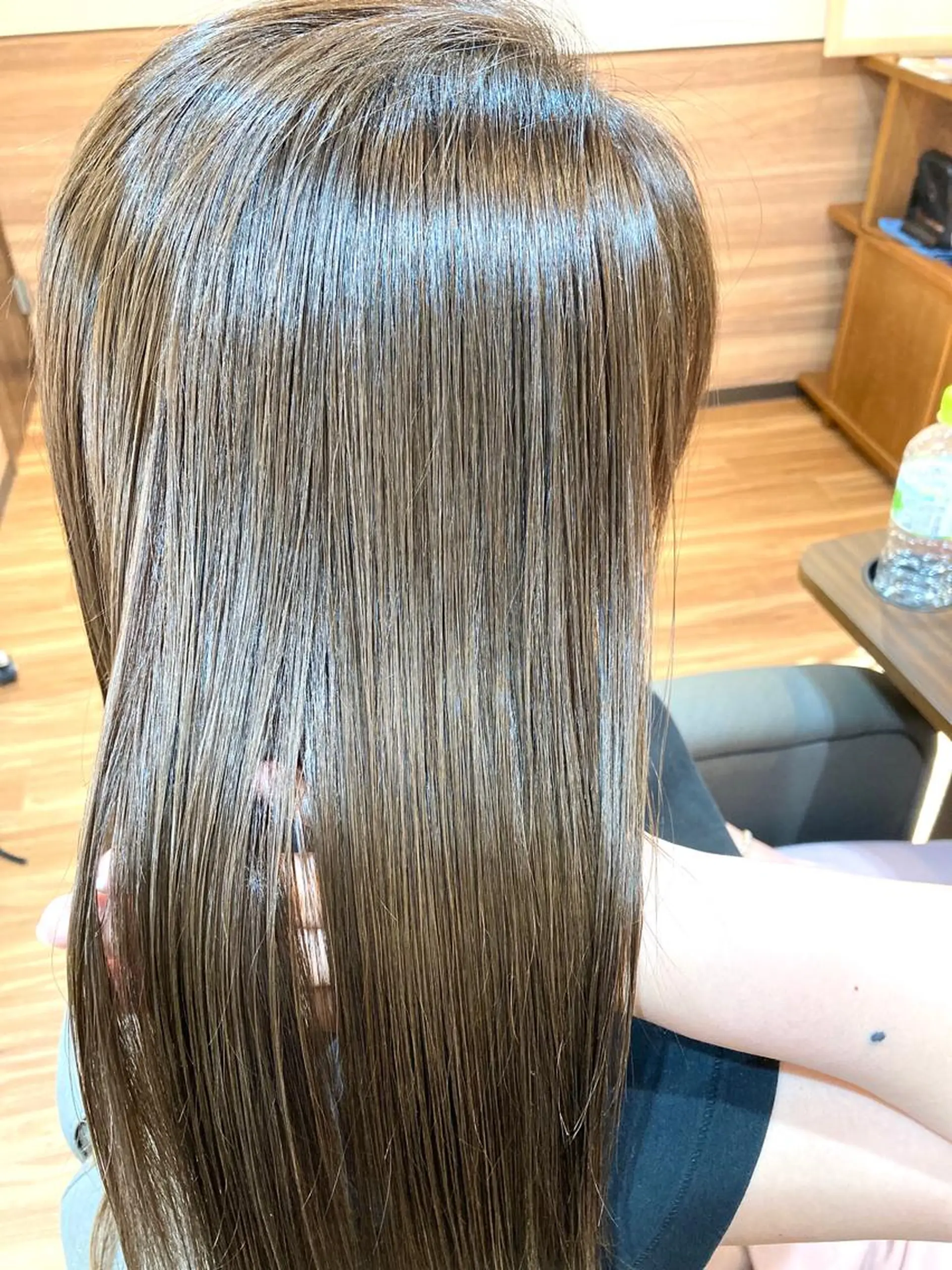 ロング カラー グレージュ Annon プライベートサロンのヘアスタイル