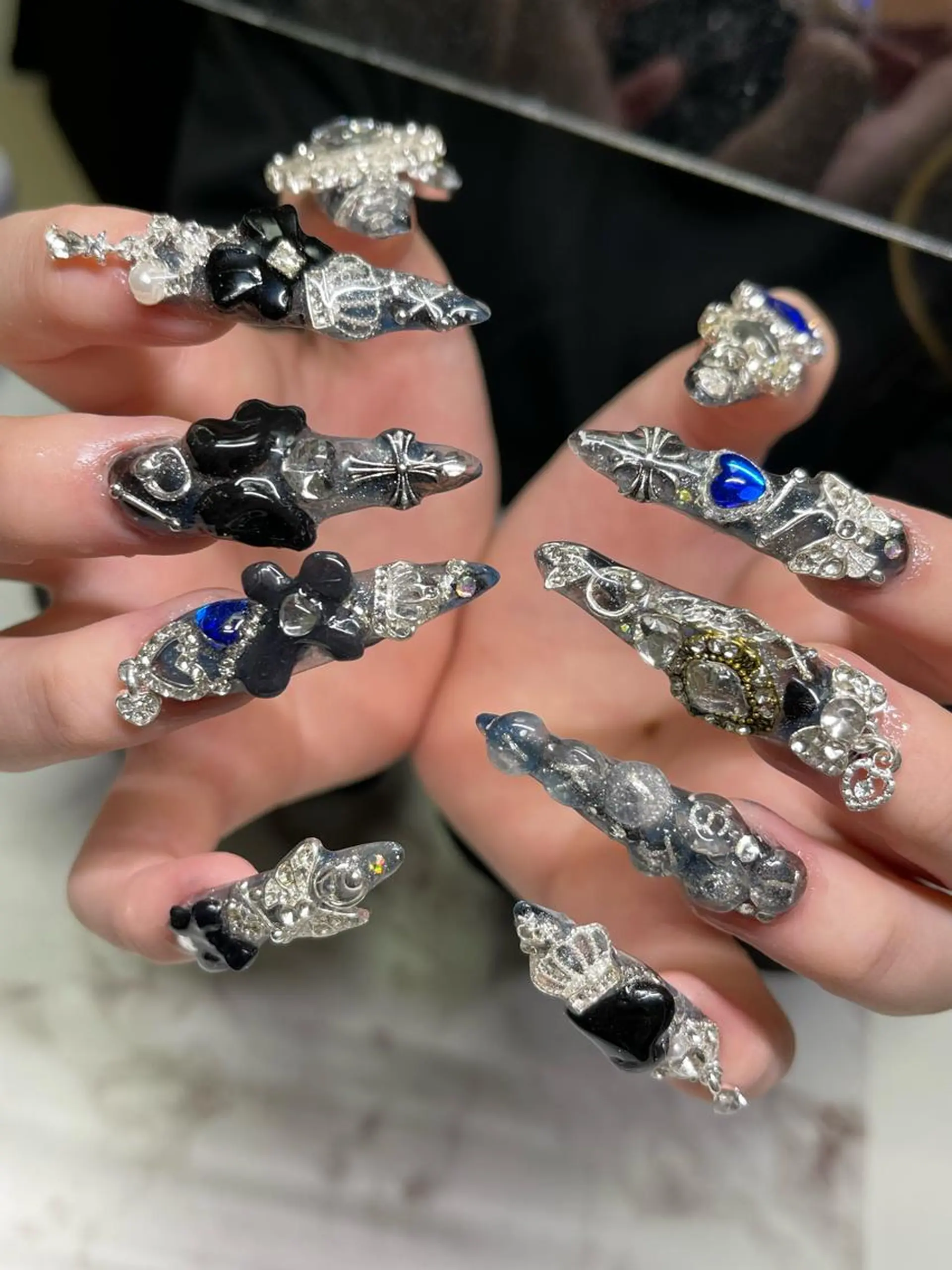 ロング ハンドネイル Nail Salon espritのネイルデザイン