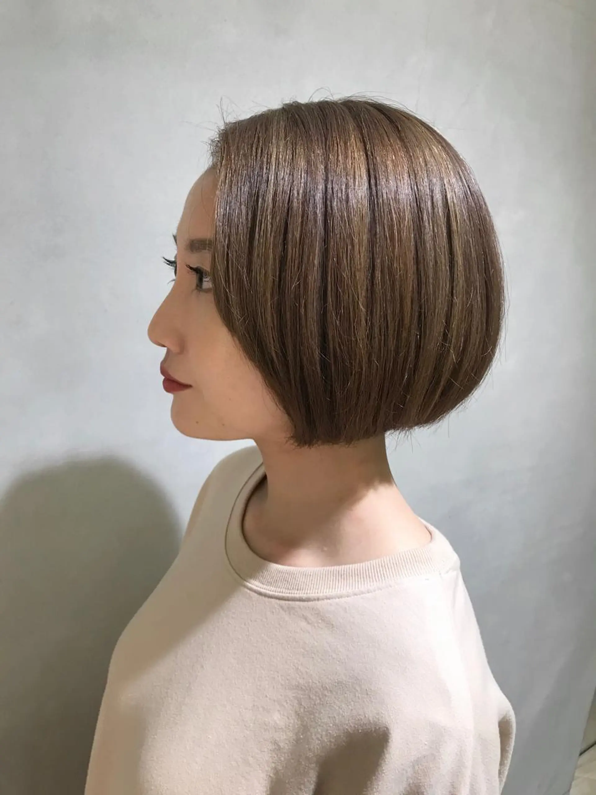 ショート カラー ベージュカラー 透明感カラー ハイライトカラー ハイライト 髪質改善カラー/ボブ 🌻Mutsumiのヘアスタイル