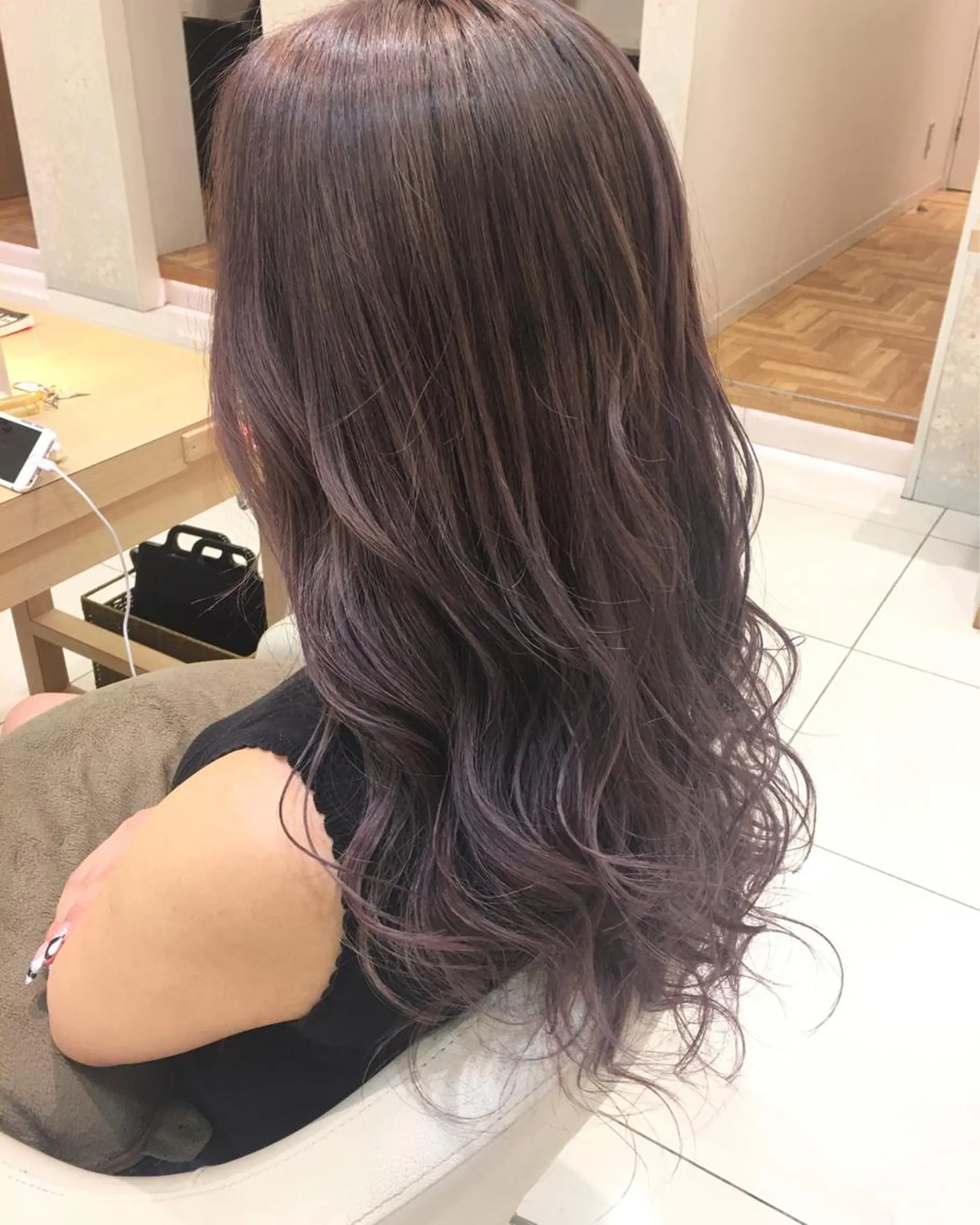ロング カラー アッシュ ラベンダーカラー ラベンダーアッシュ 小田原NO1 美容師 飯田飛翔のヘアスタイル