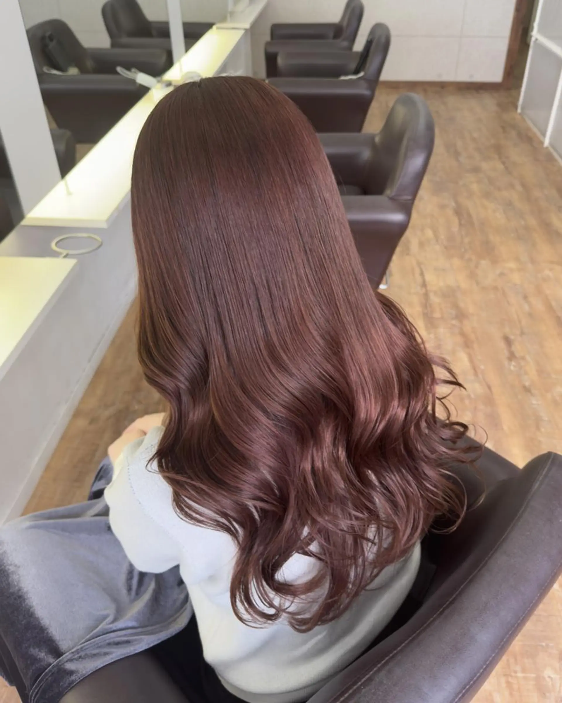 セミロング ヘアカラー 大下 悠花のヘアスタイル