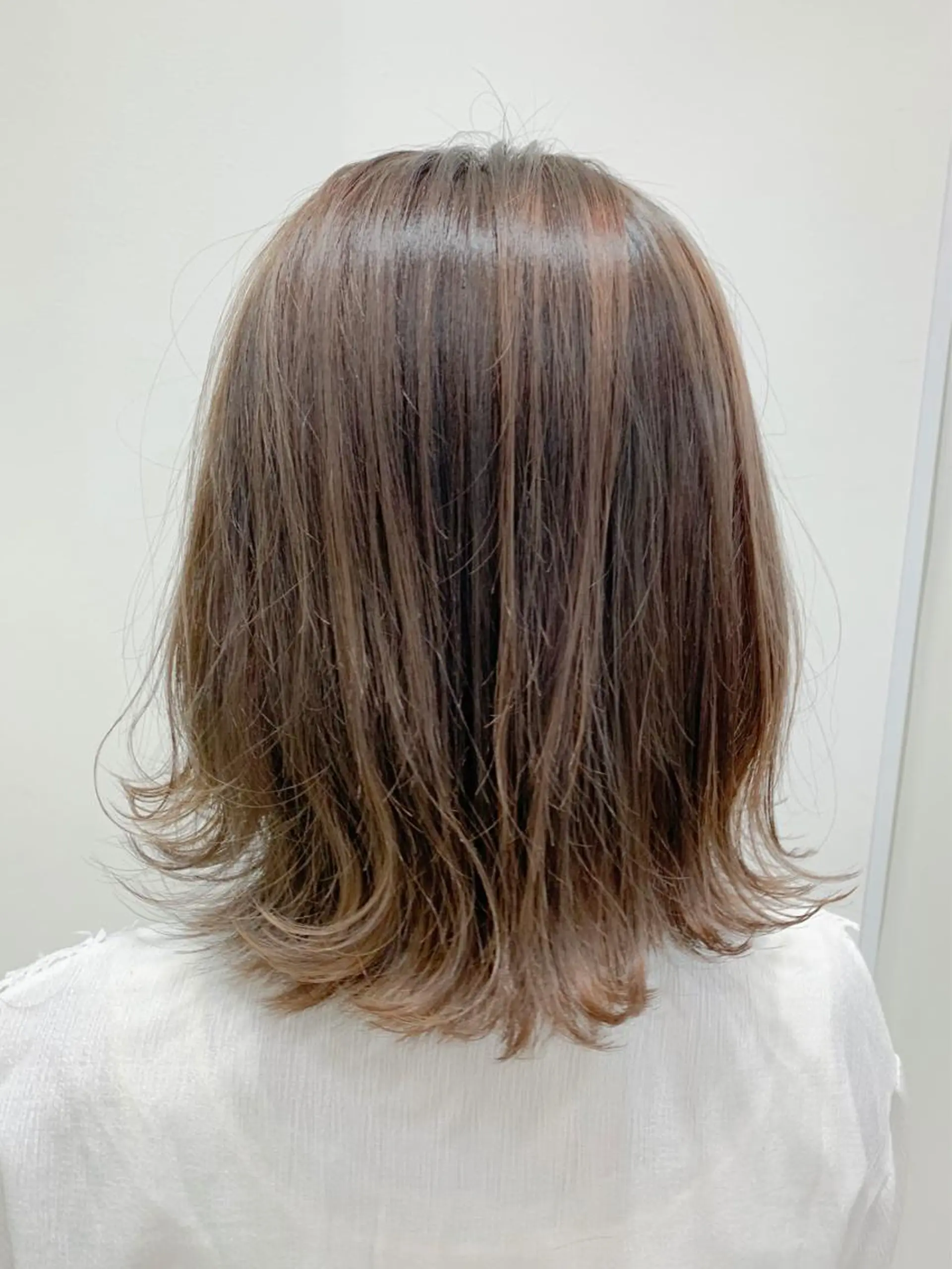 ミディアム 縮毛矯正/髪質改善 /韓国風　山川春輝のヘアスタイル