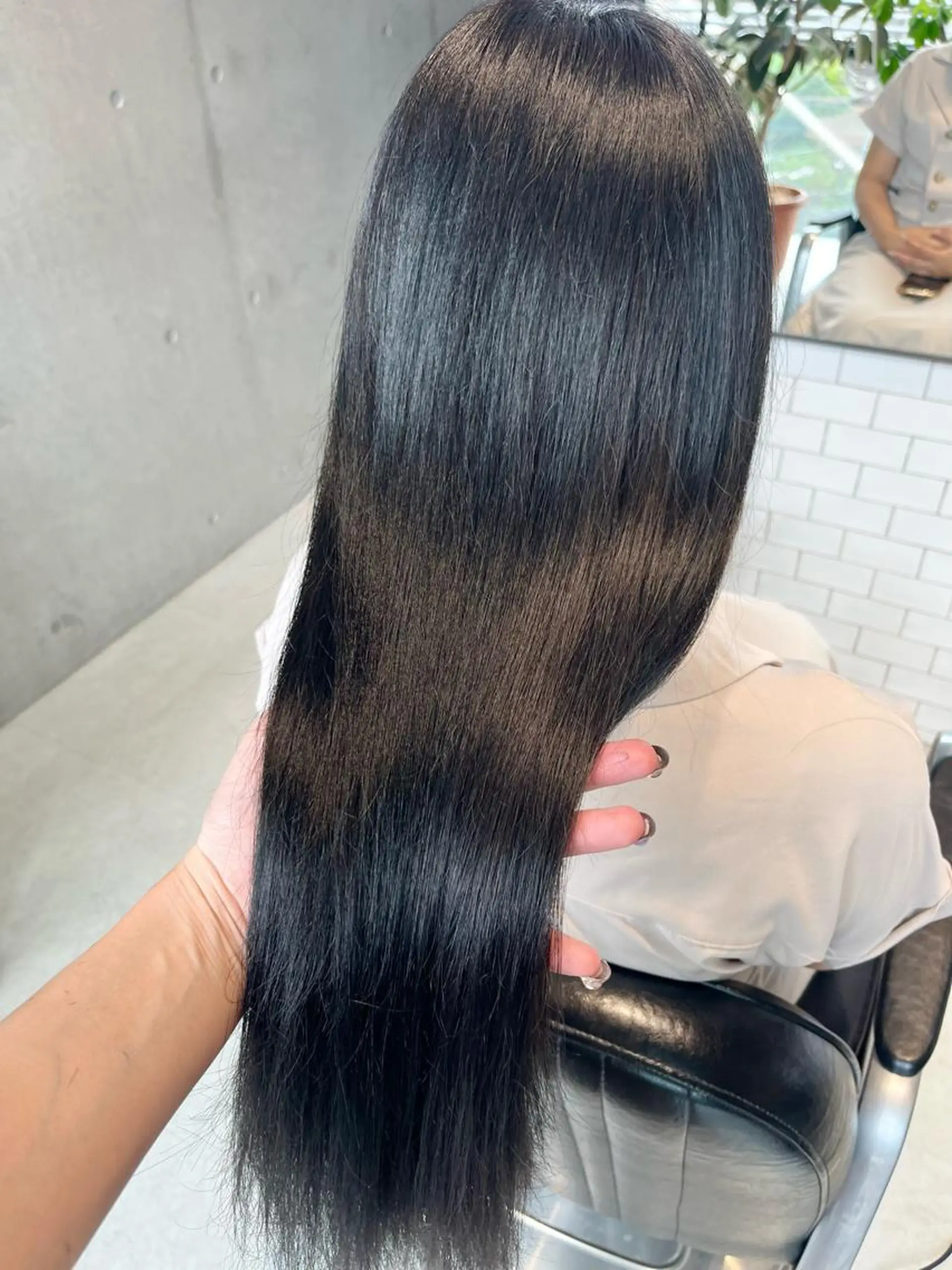 セミロング カラー 透明感/オリーブ/ グレージュ/YUKAのヘアスタイル