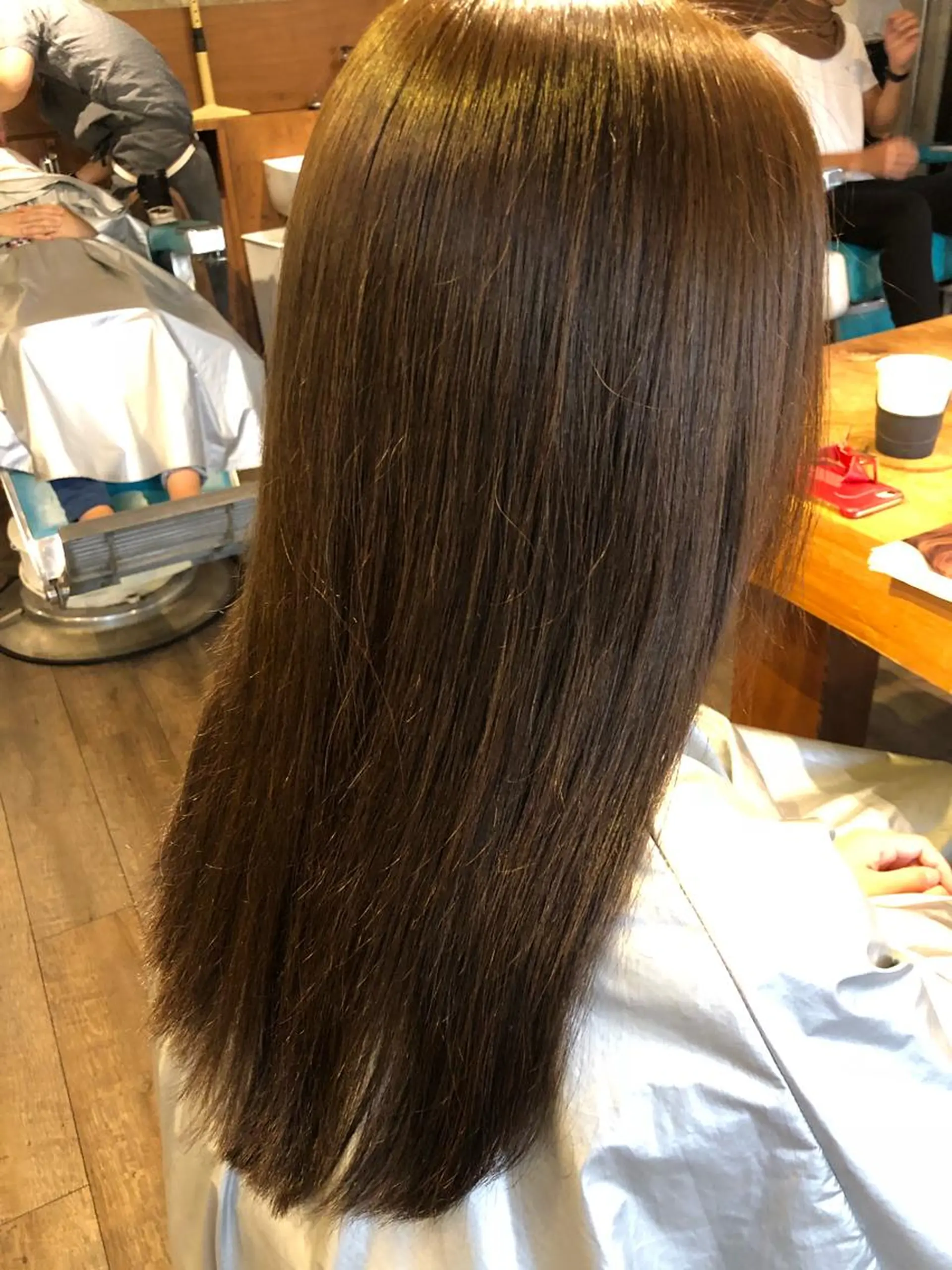 カラー レッドカラー ISHIMORI  のヘアスタイル