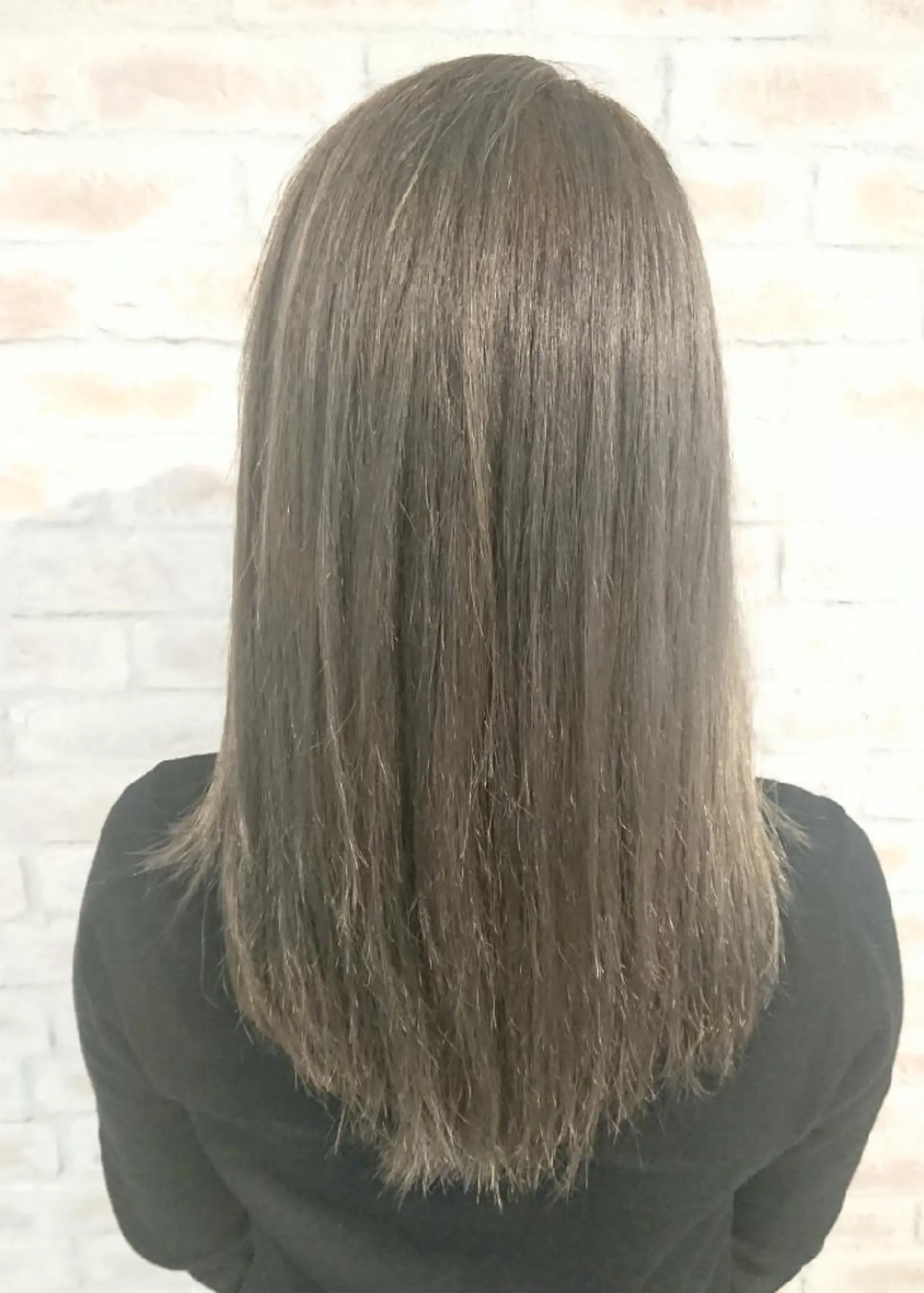 ロング カラー イルミナカラー 赤松 摩美のヘアスタイル