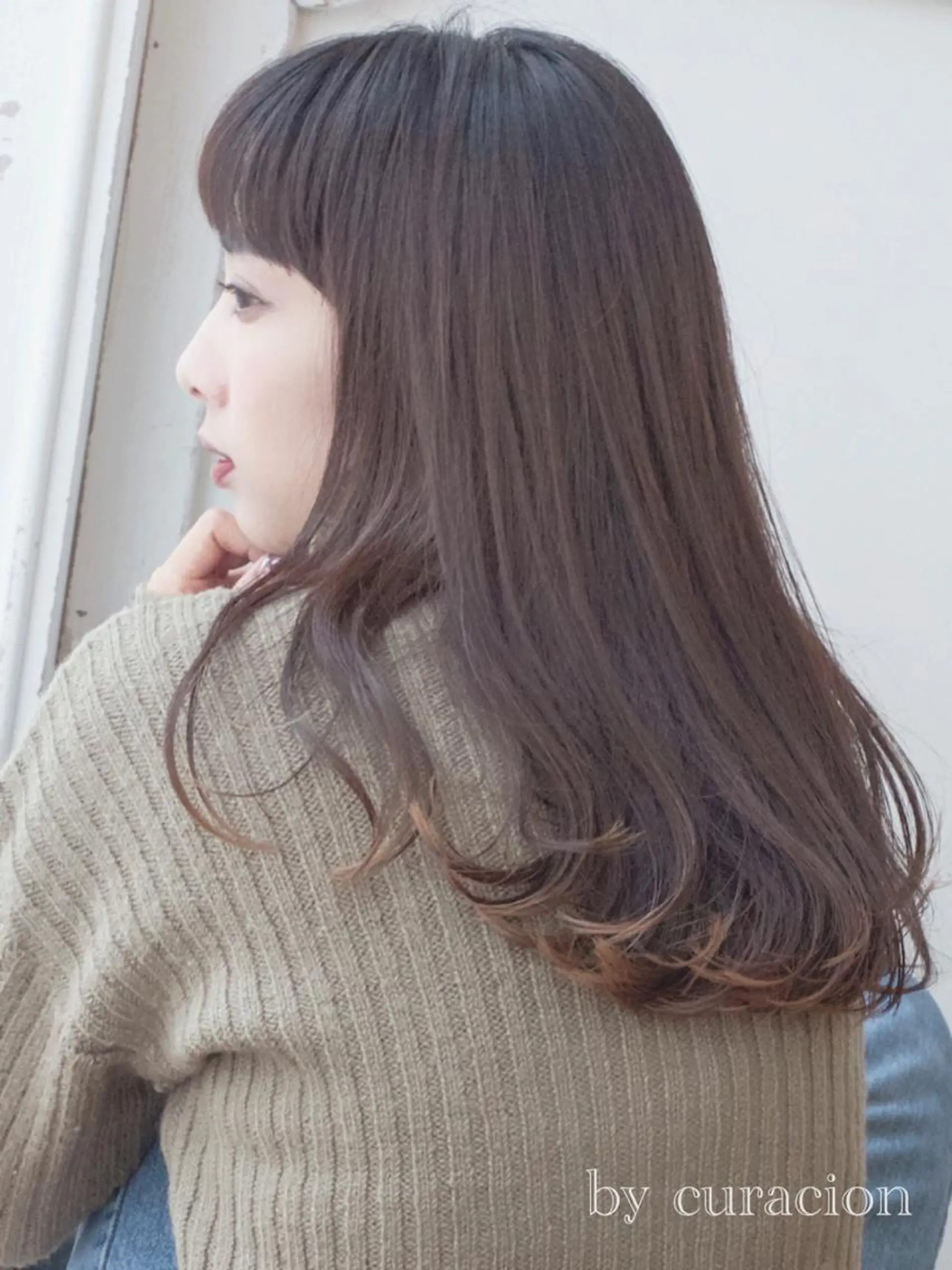 セミロング カット ヘアカラー トリートメント ＨＩ ROのヘアスタイル